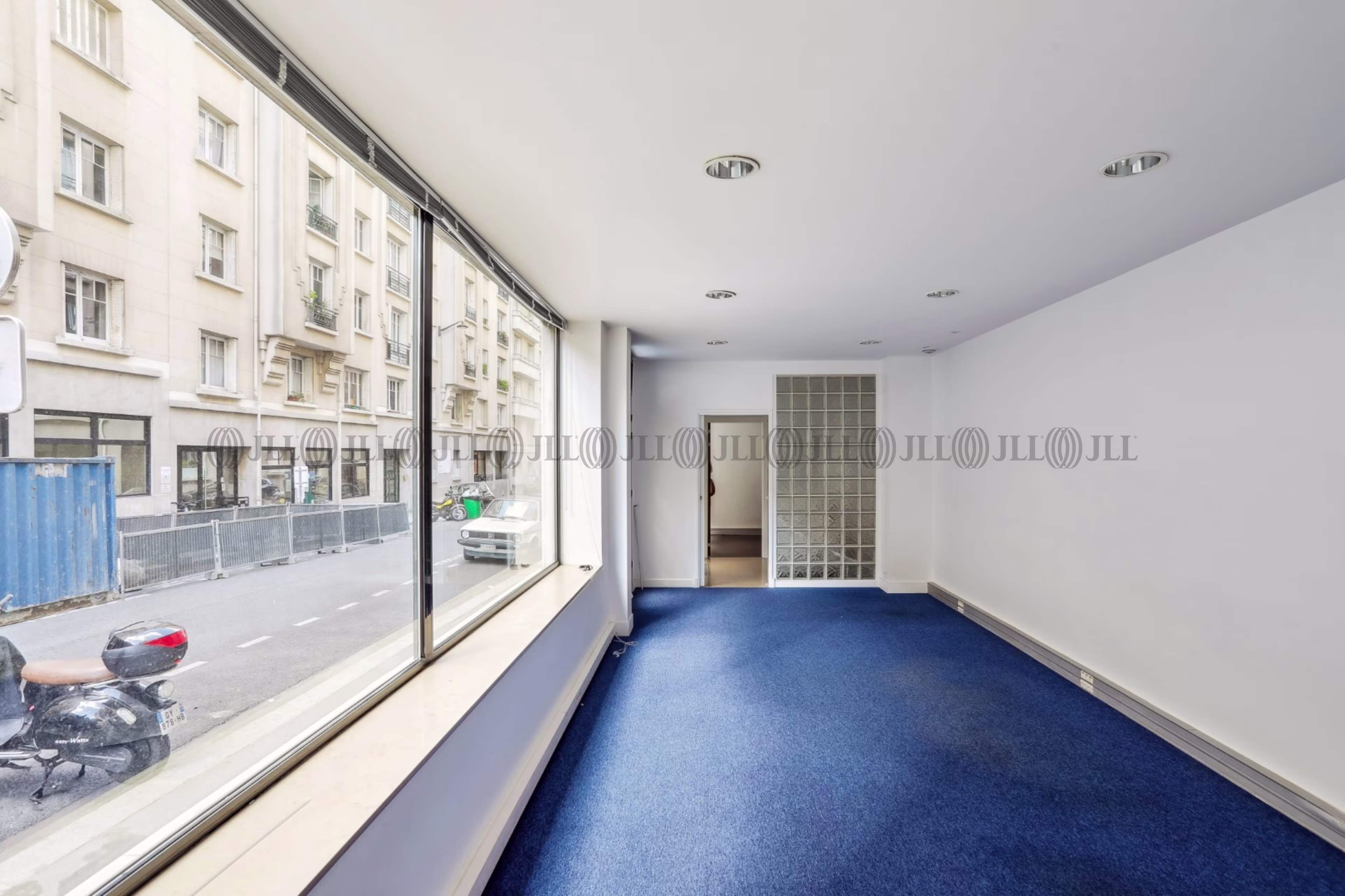 11 RUE ERNEST PSICHARI