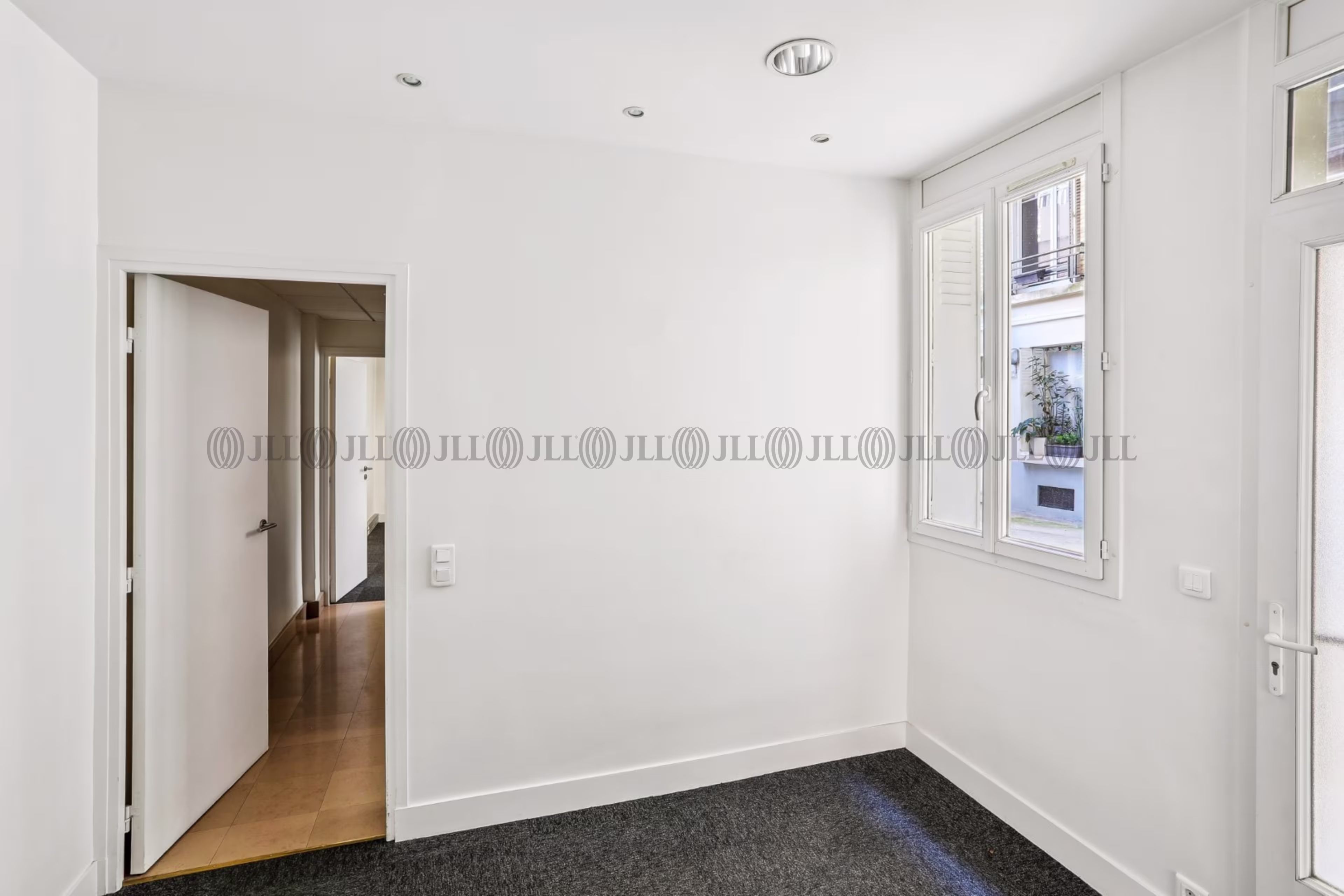 11 RUE ERNEST PSICHARI