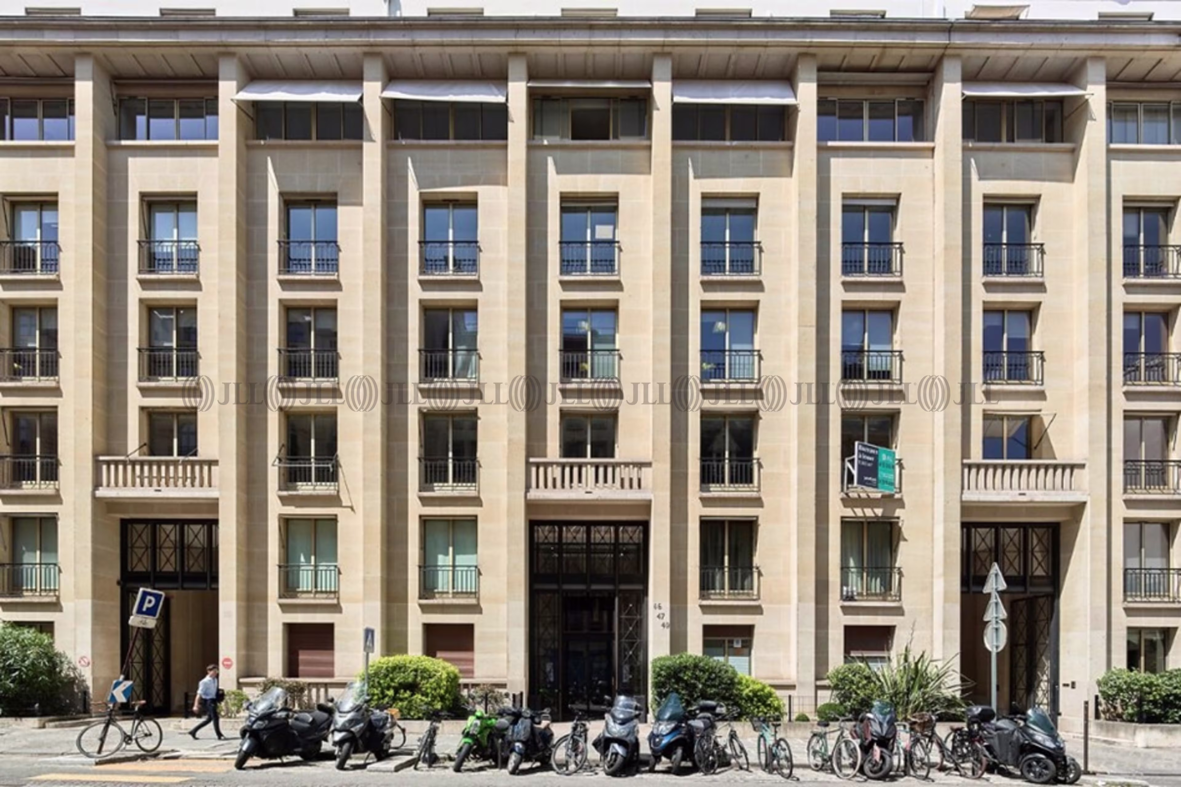 45-49 RUE DE MONCEAU