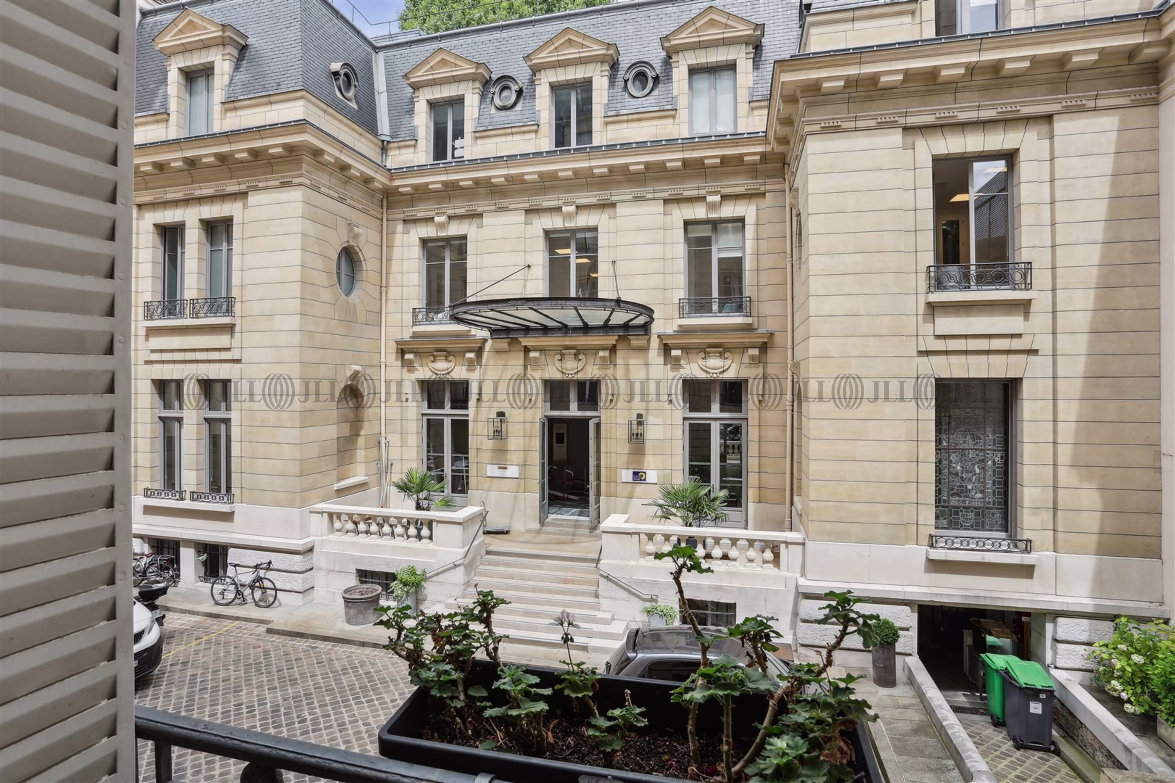 54 RUE DE VARENNE