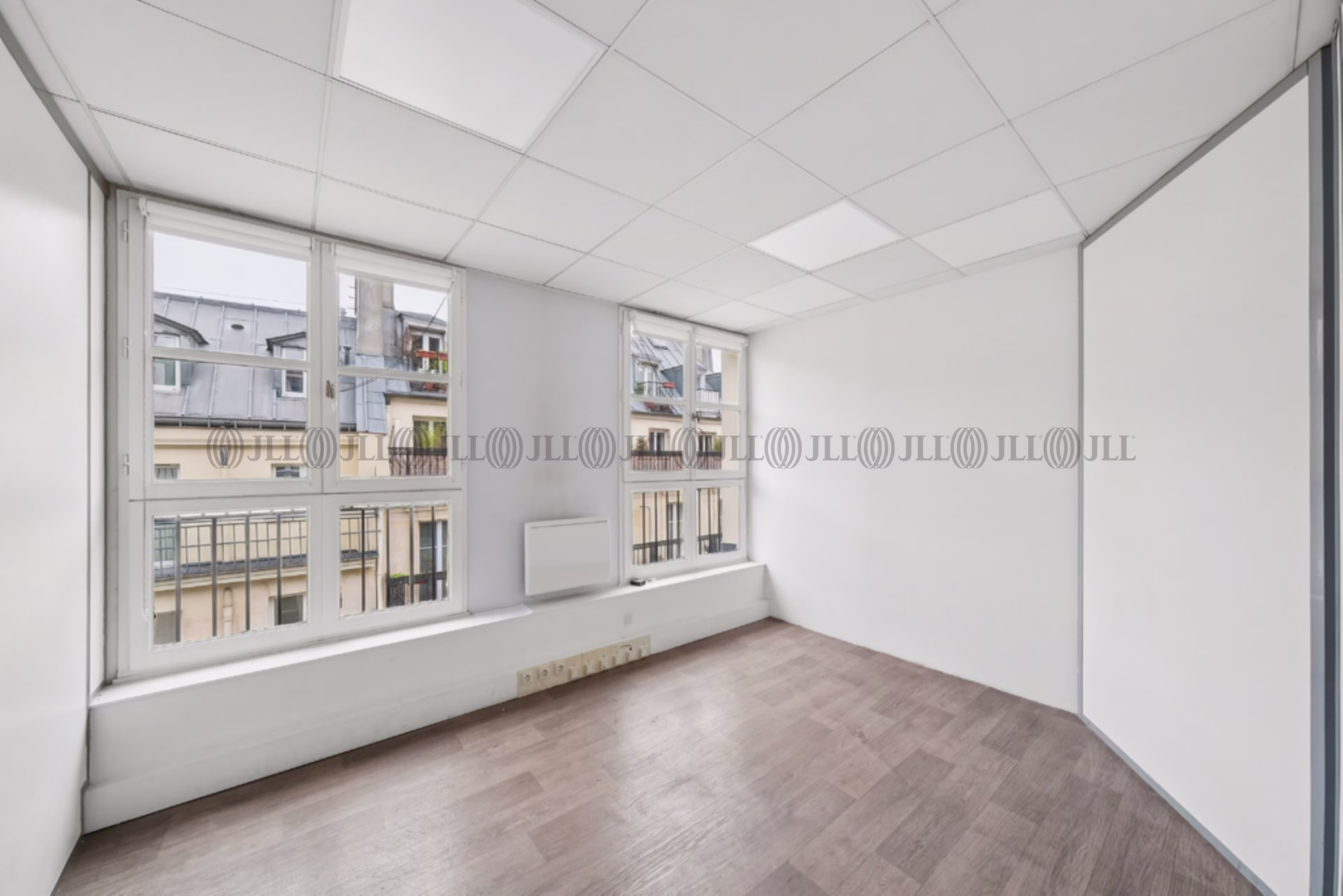 18 RUE D'HAUTEVILLE