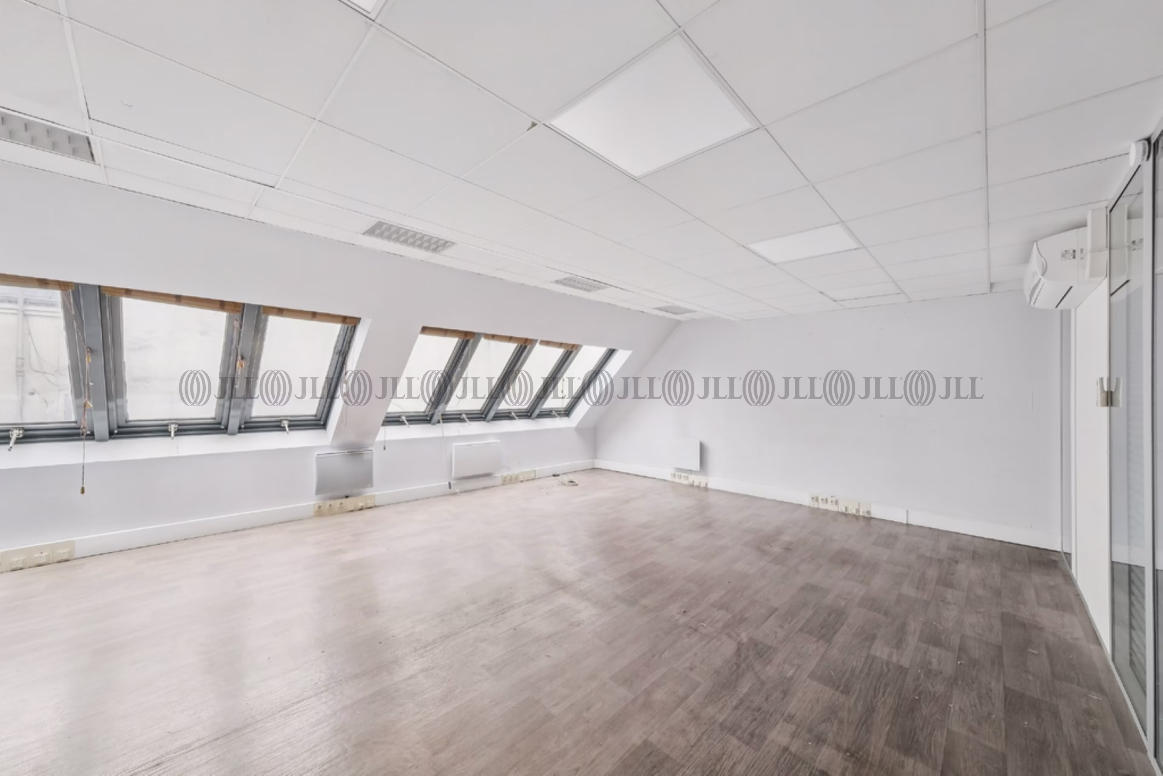 18 RUE D'HAUTEVILLE