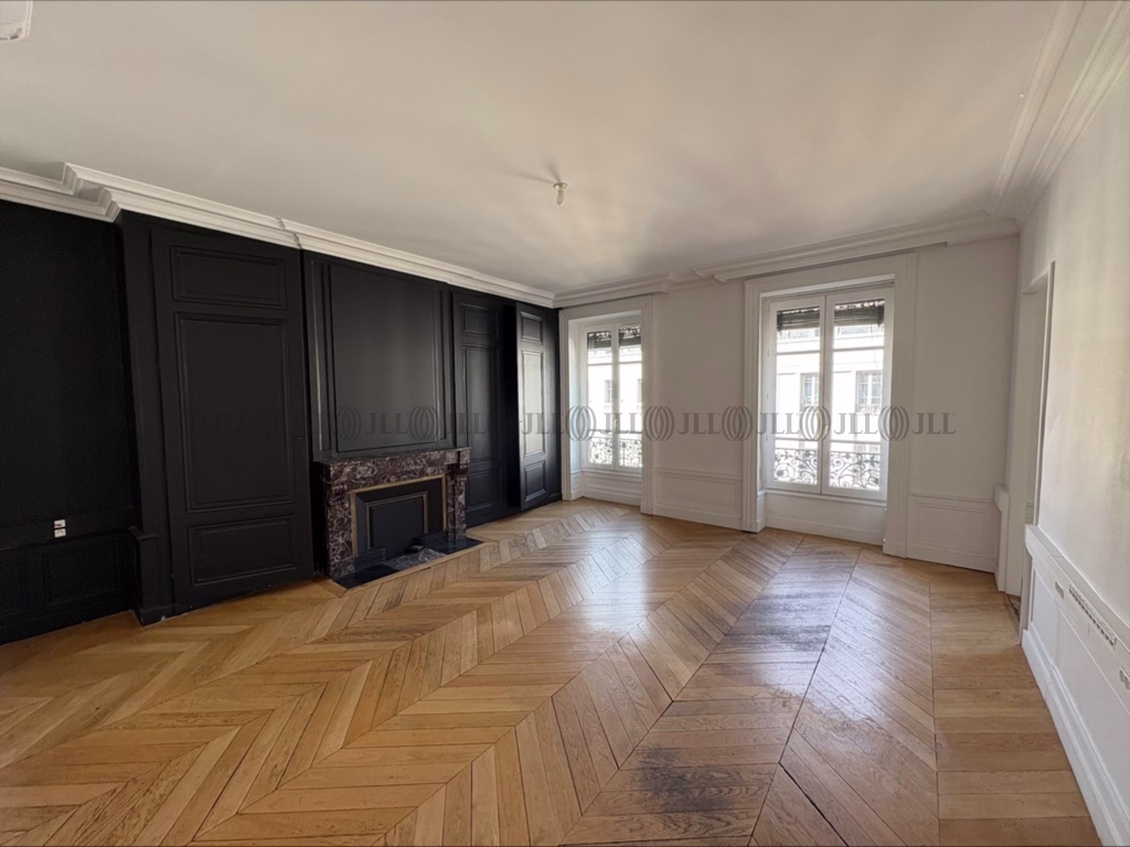 7 RUE DE LA REPUBLIQUE