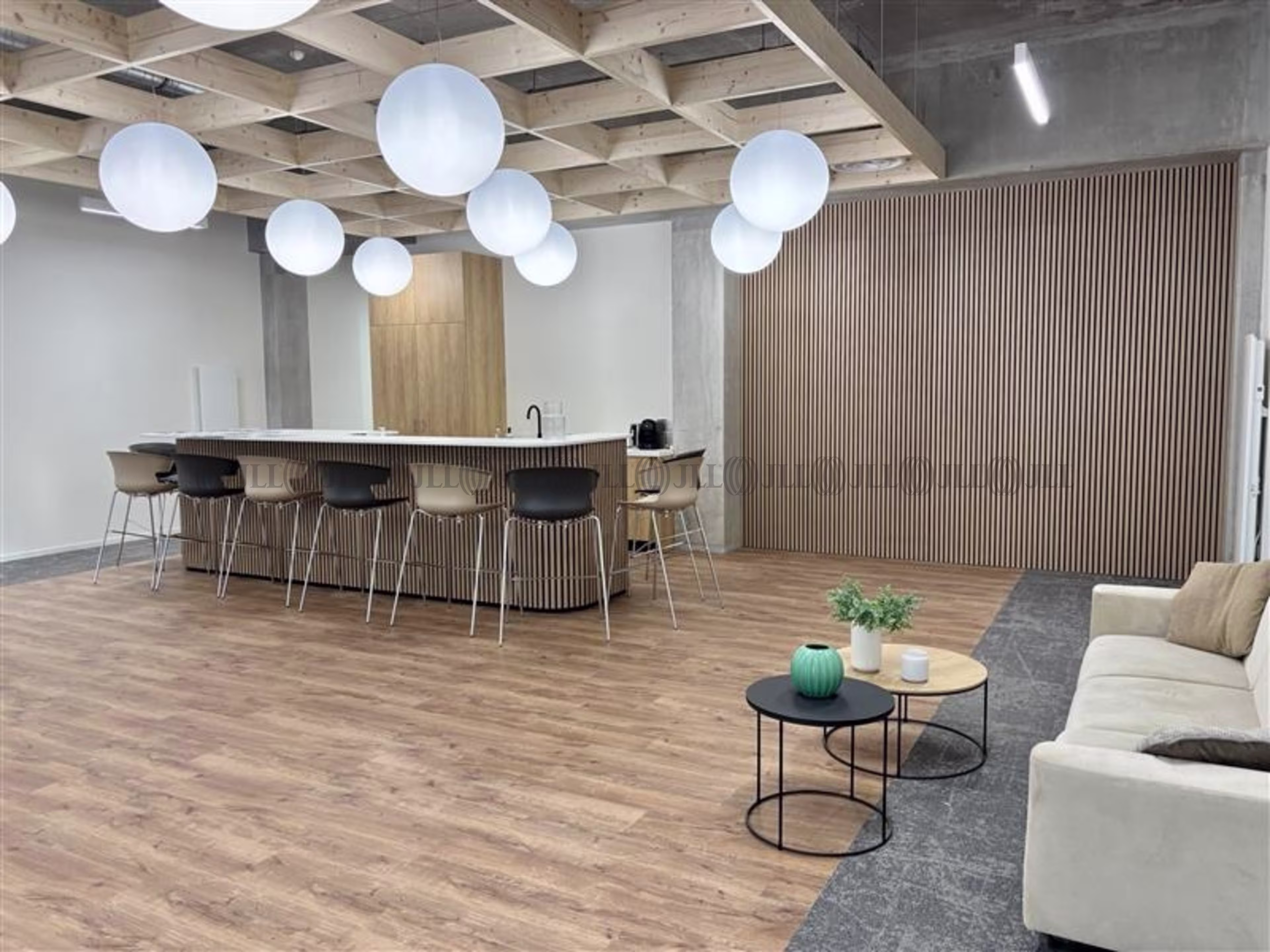 33 AVENUE CHARLES SAINT VENANT