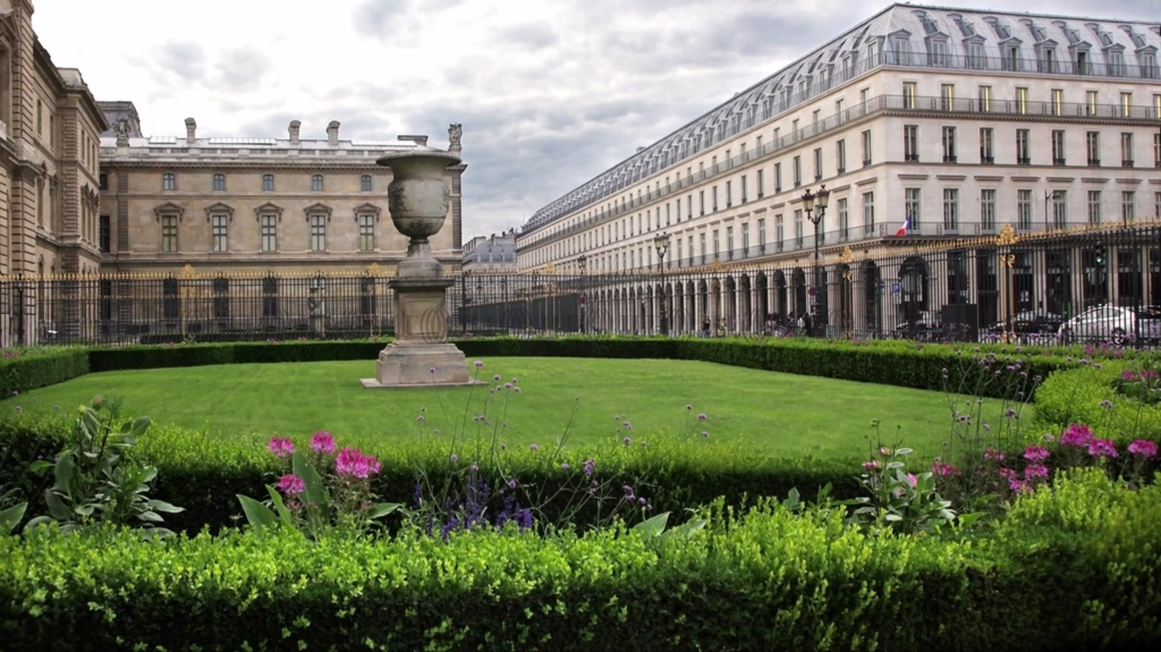 151-153 RUE SAINT HONORE