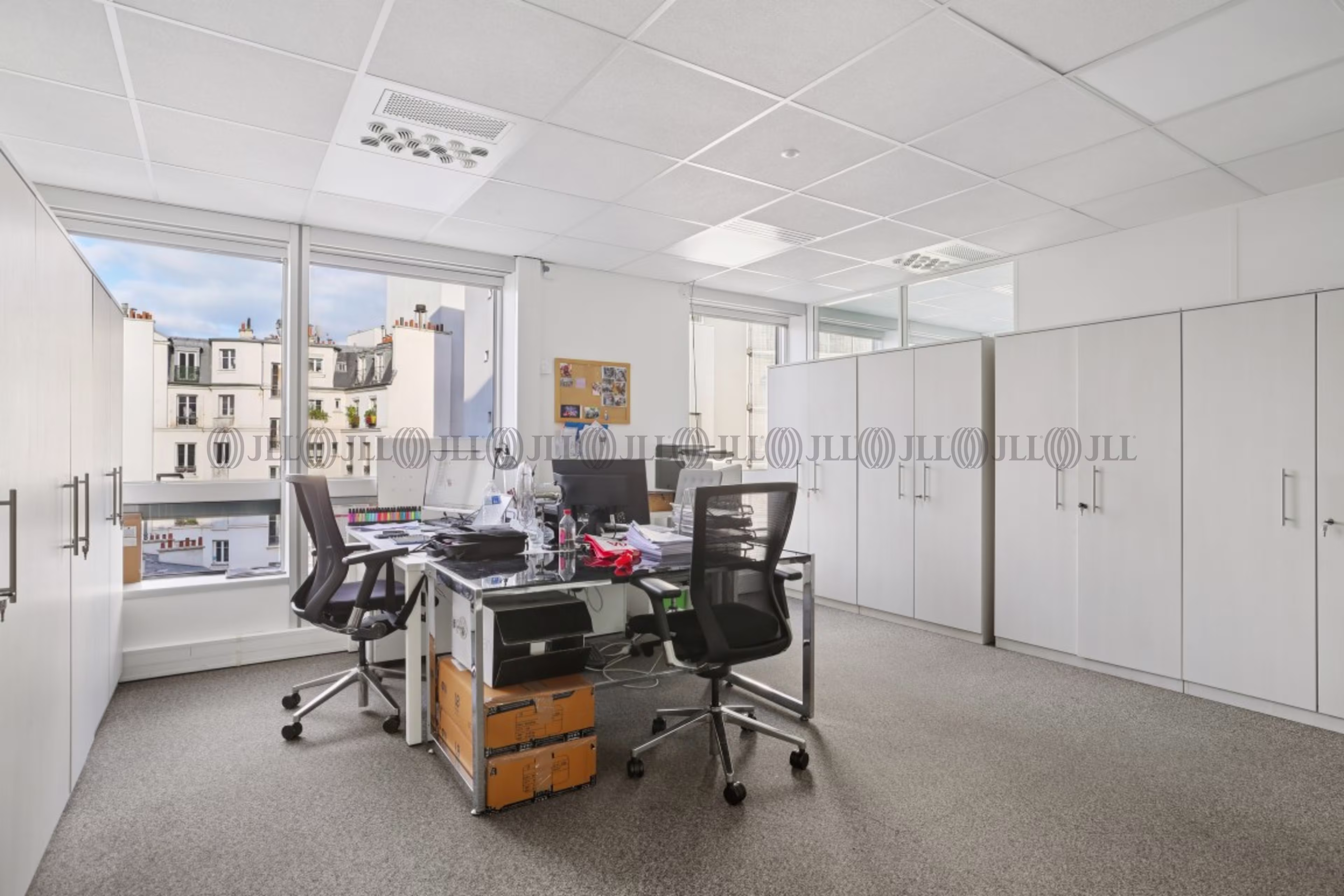 8 RUE BERNARD BUFFET