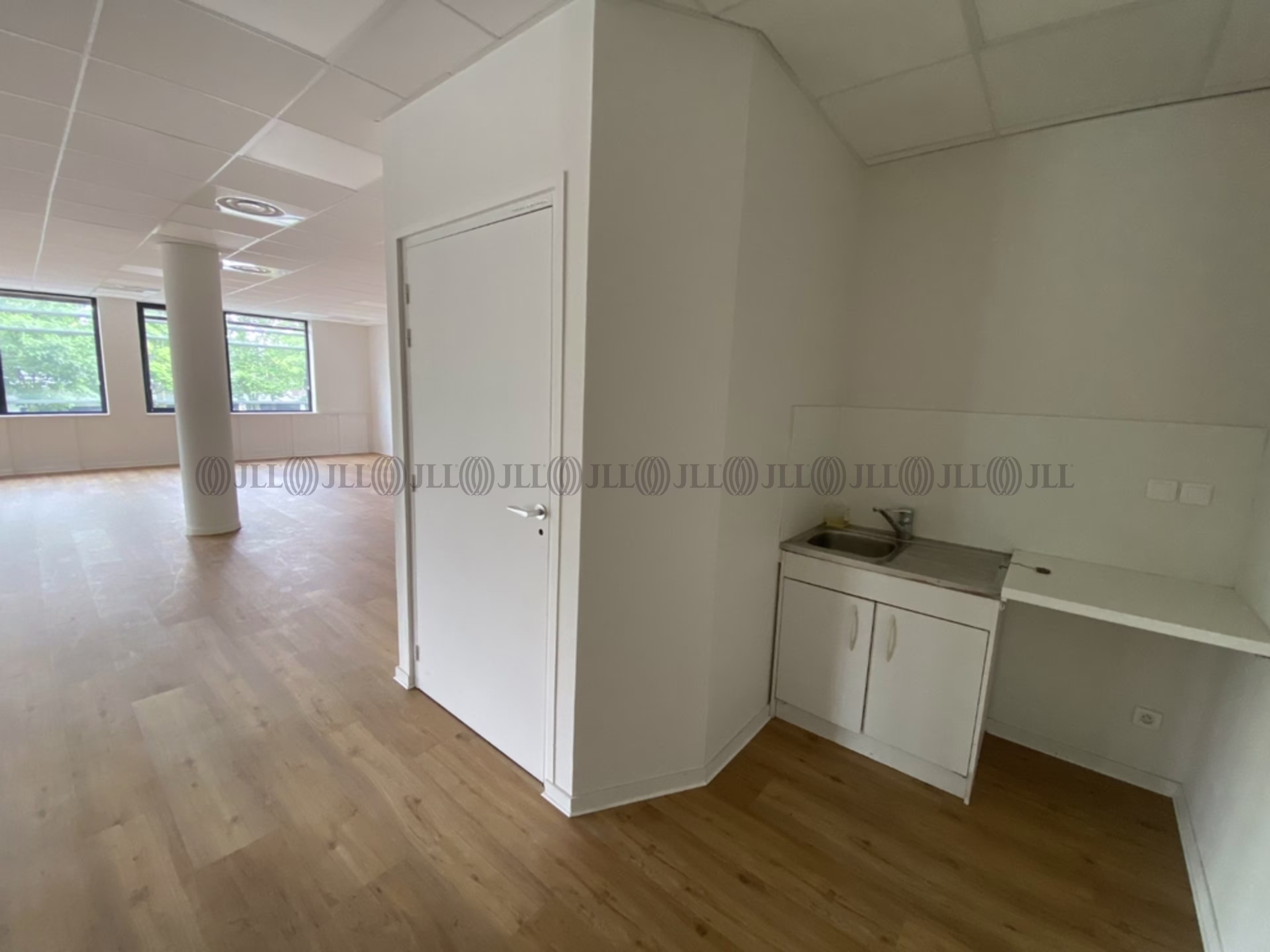 8 PLACE BERTHE MORISOT