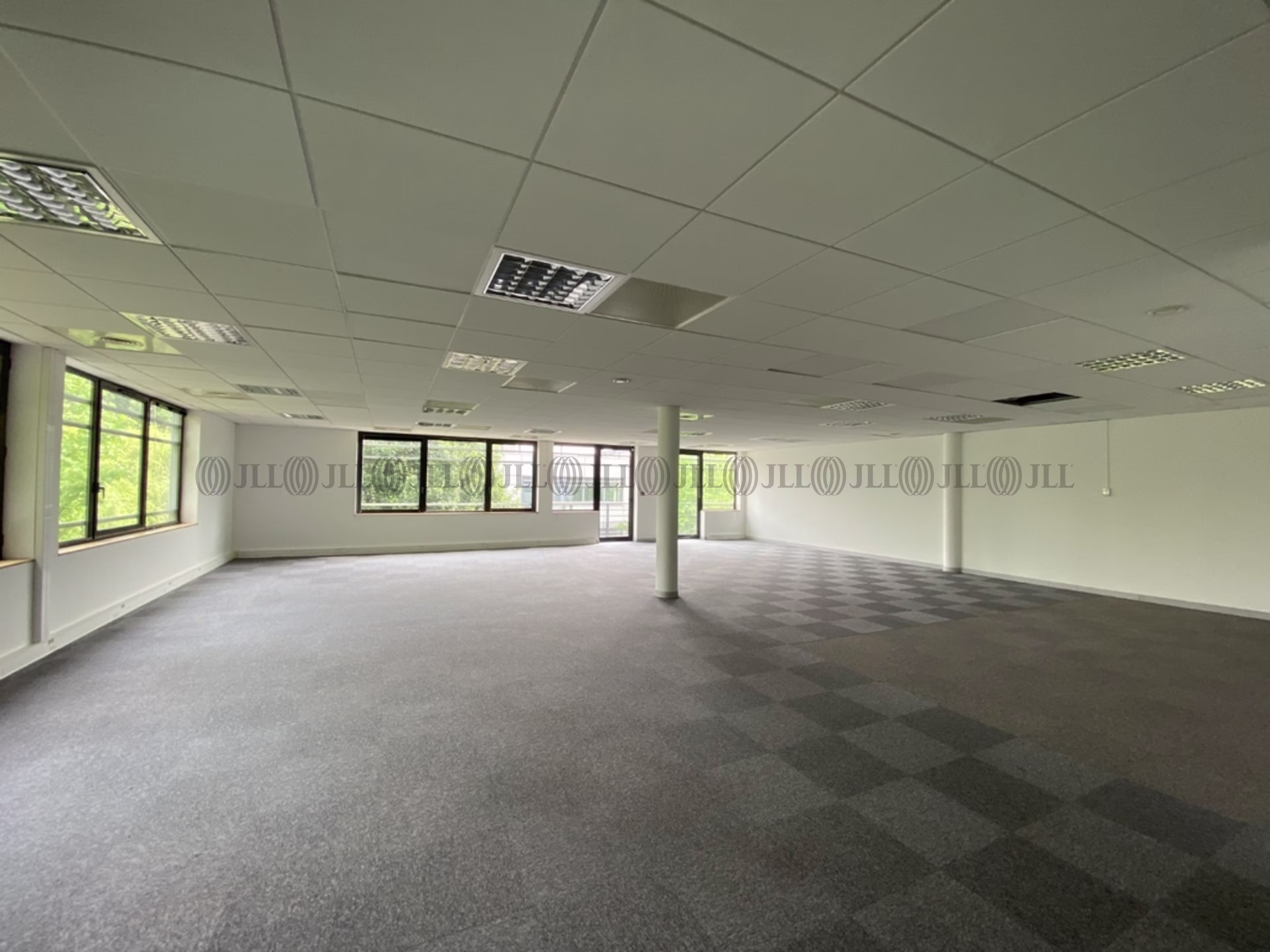 4 PLACE BERTHE MORISOT