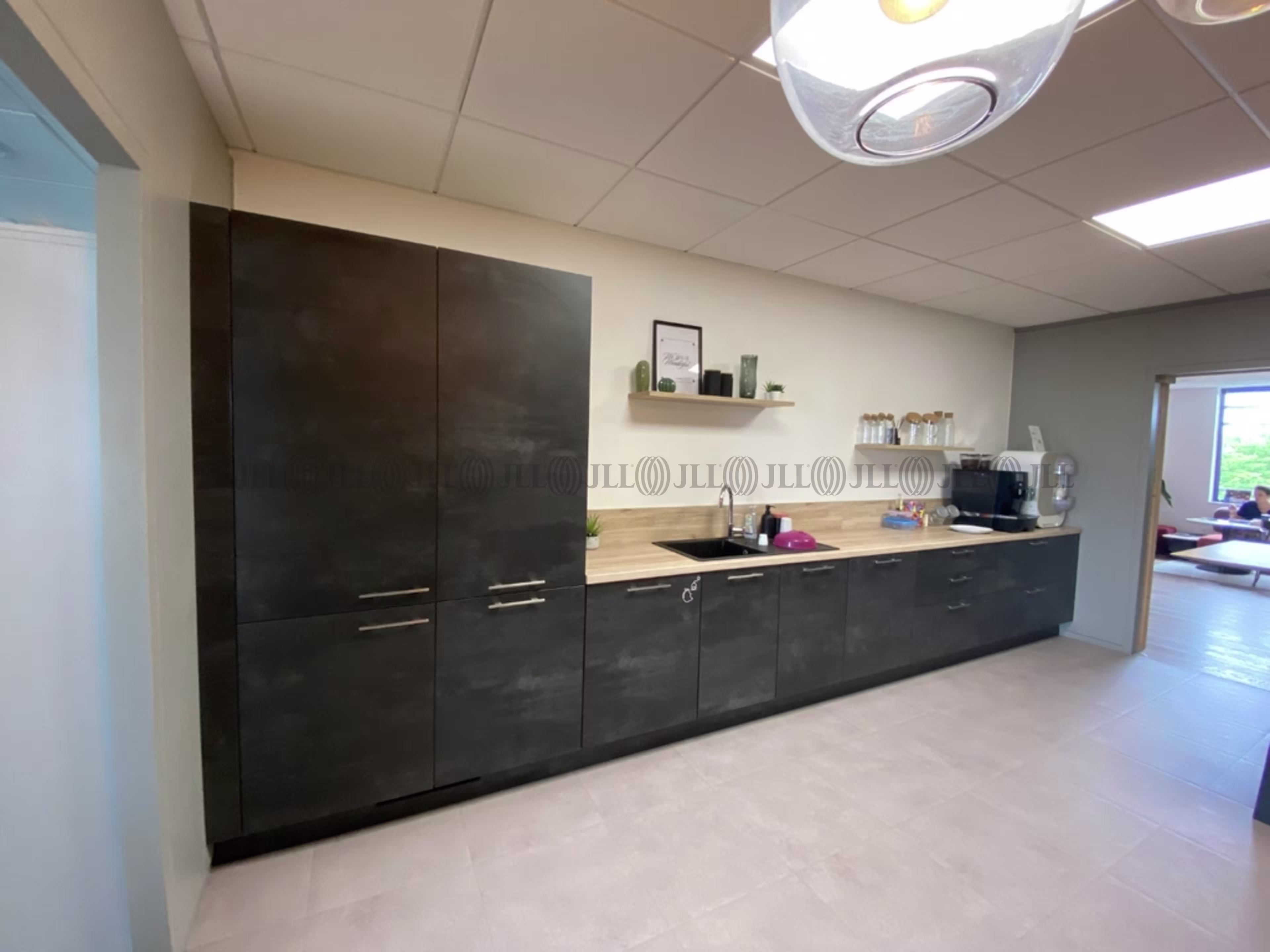 6 PLACE BERTHE MORISOT