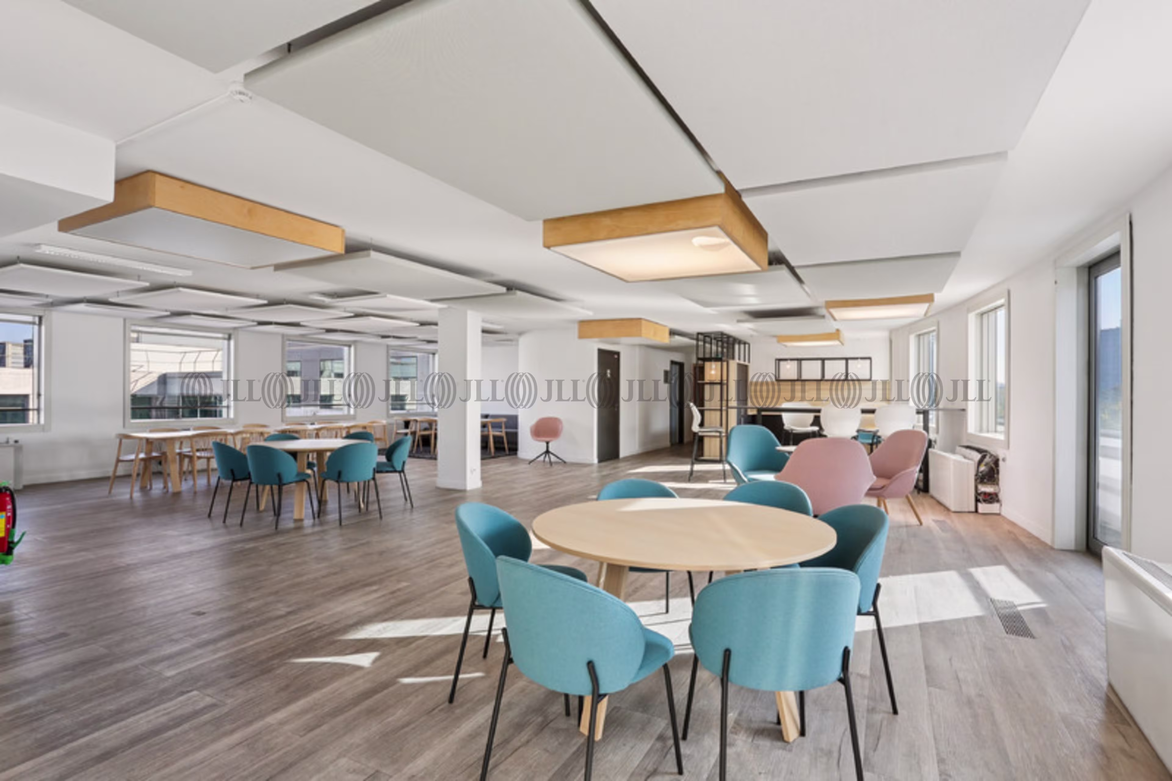 2 RUE MAURICE MALLET