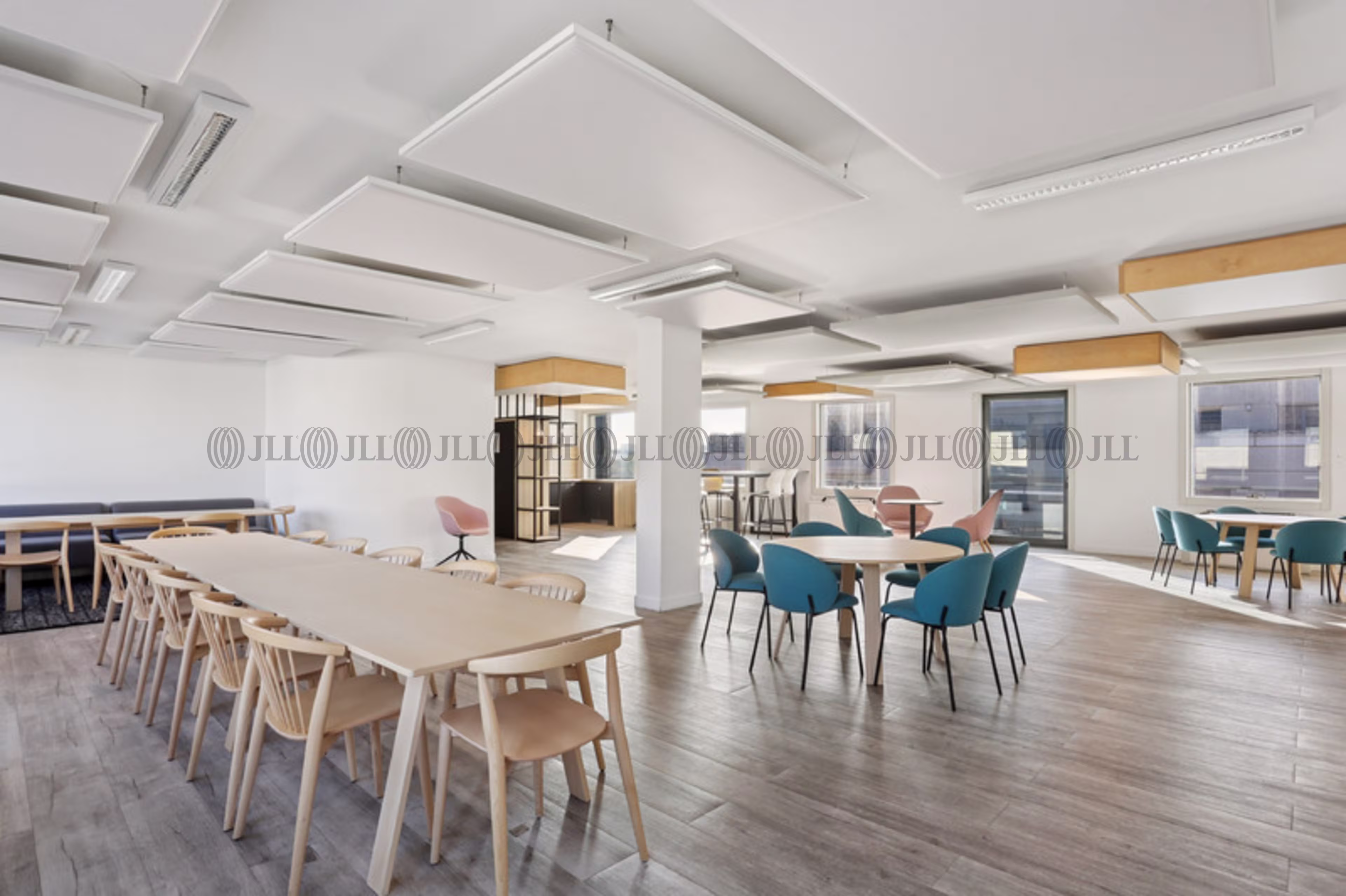 2 RUE MAURICE MALLET