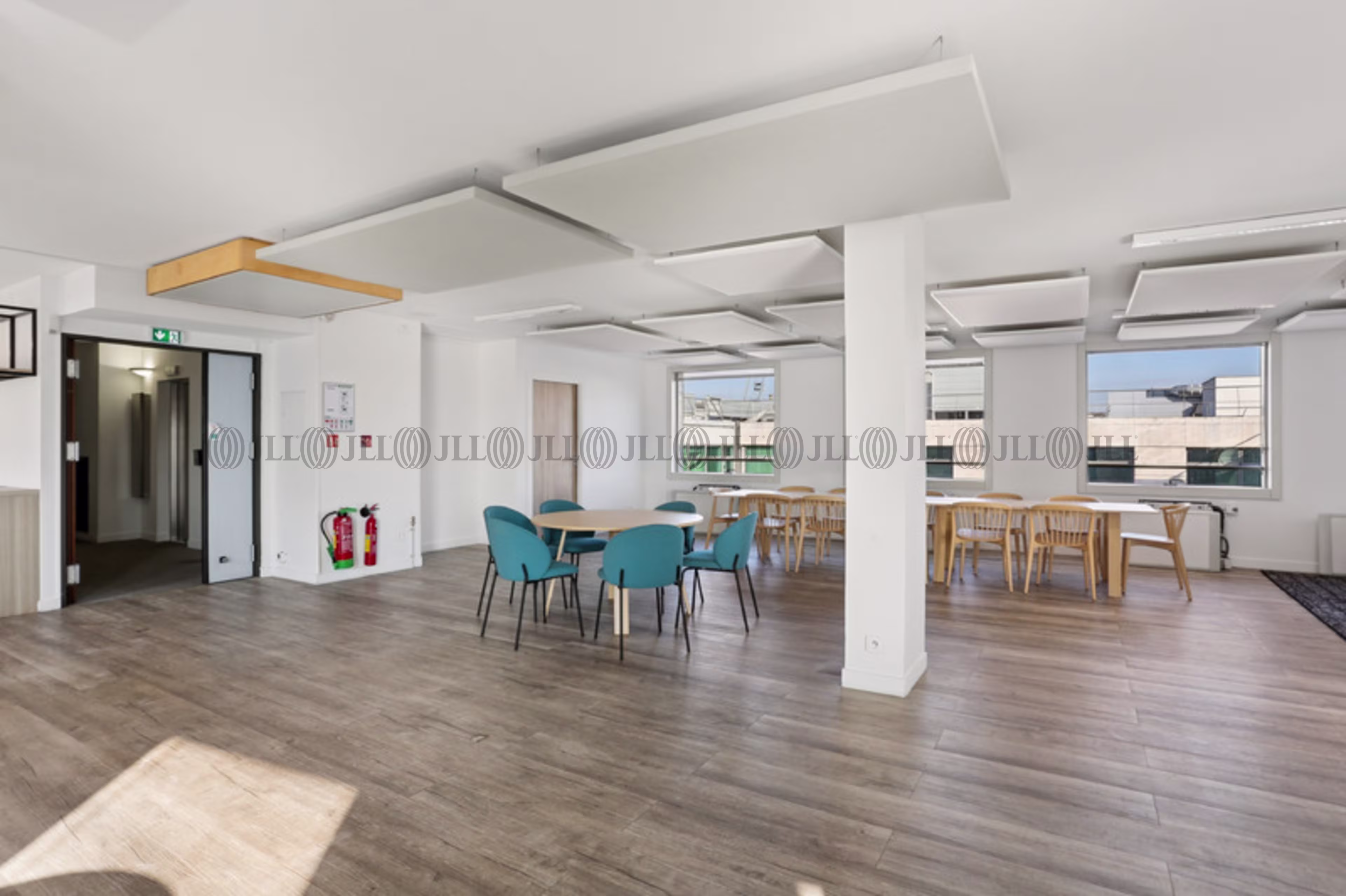 2 RUE MAURICE MALLET