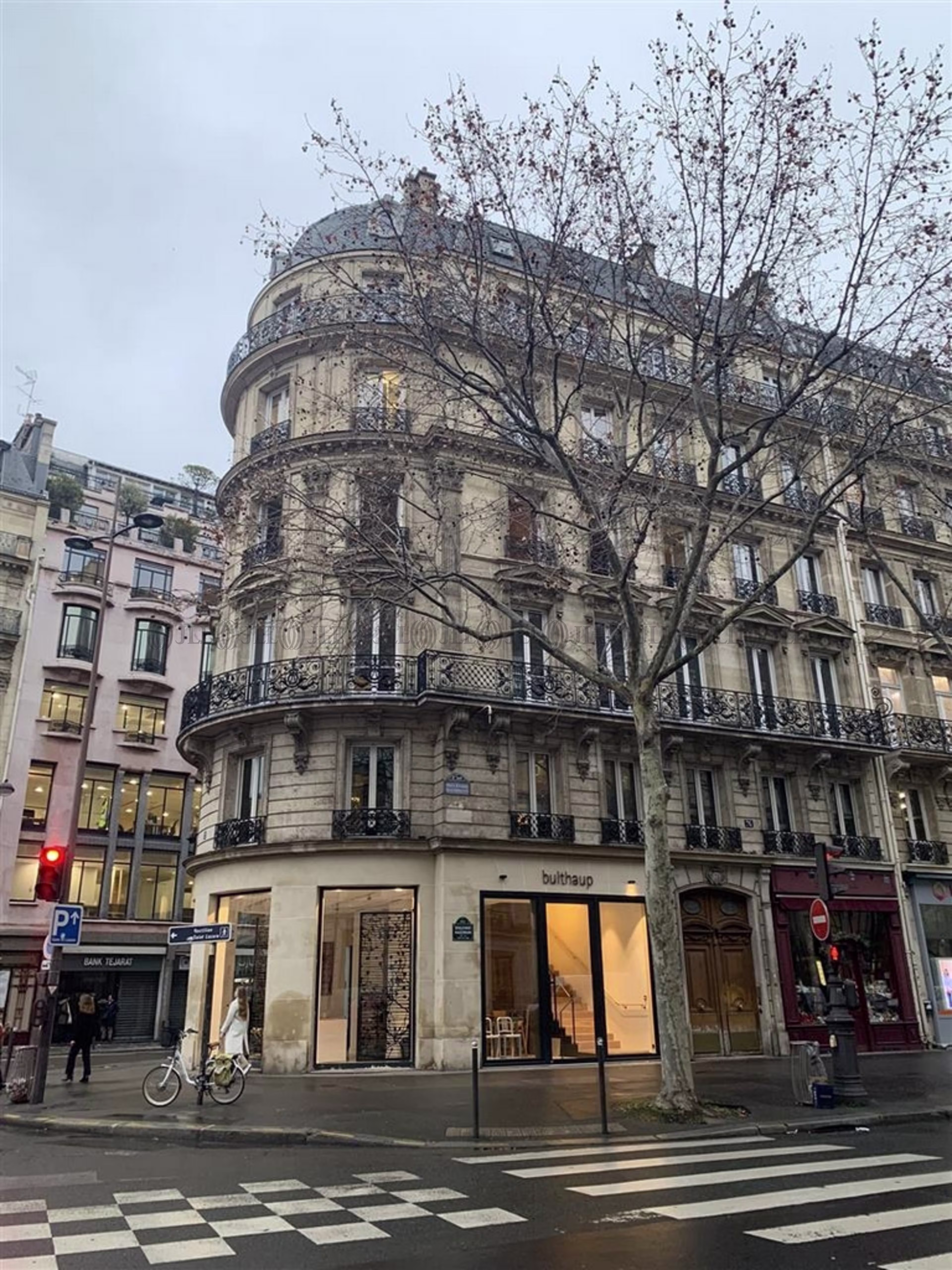 76 BOULEVARD HAUSSMANN