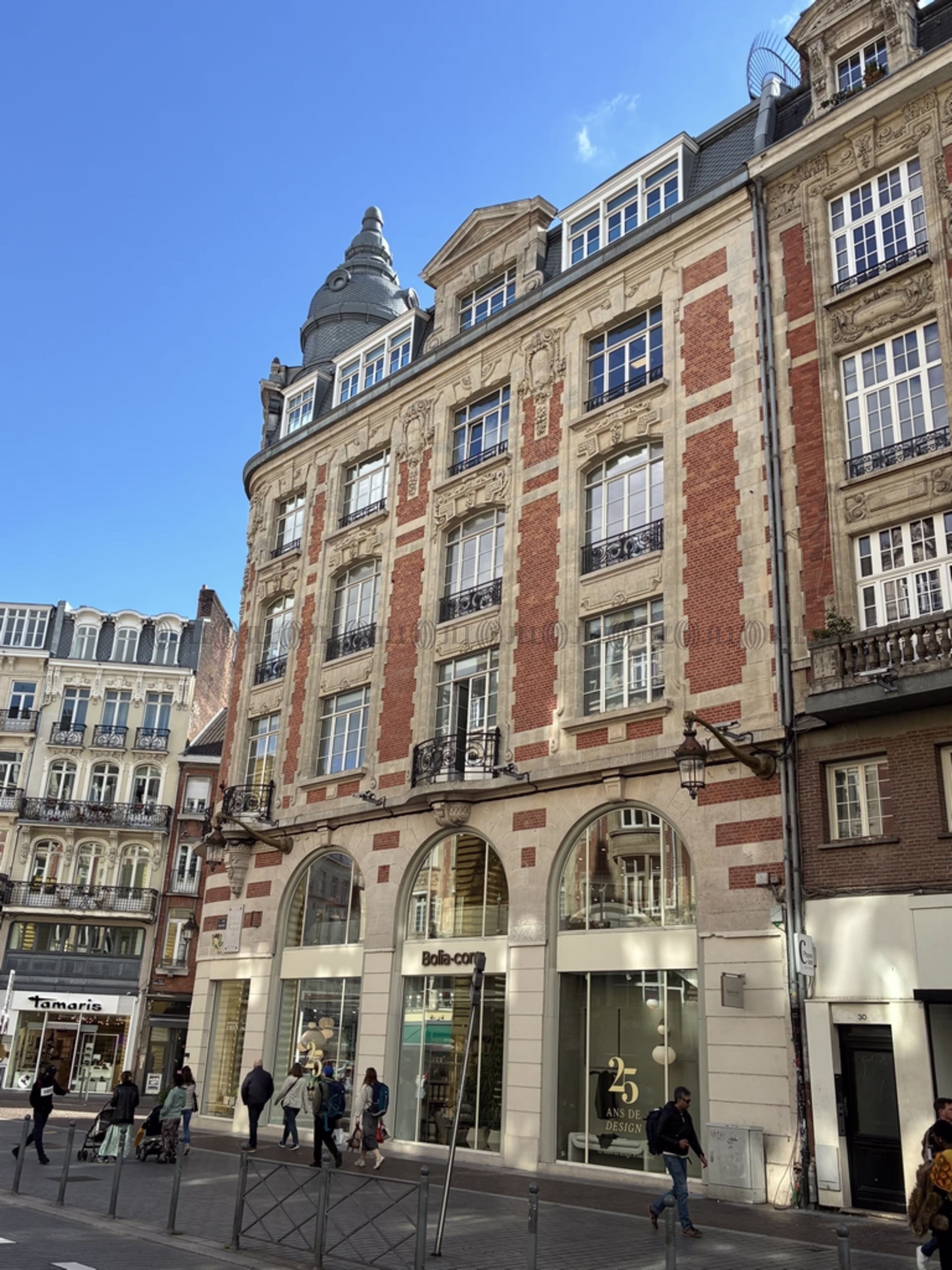 19 RUE DES PONTS DE COMINES