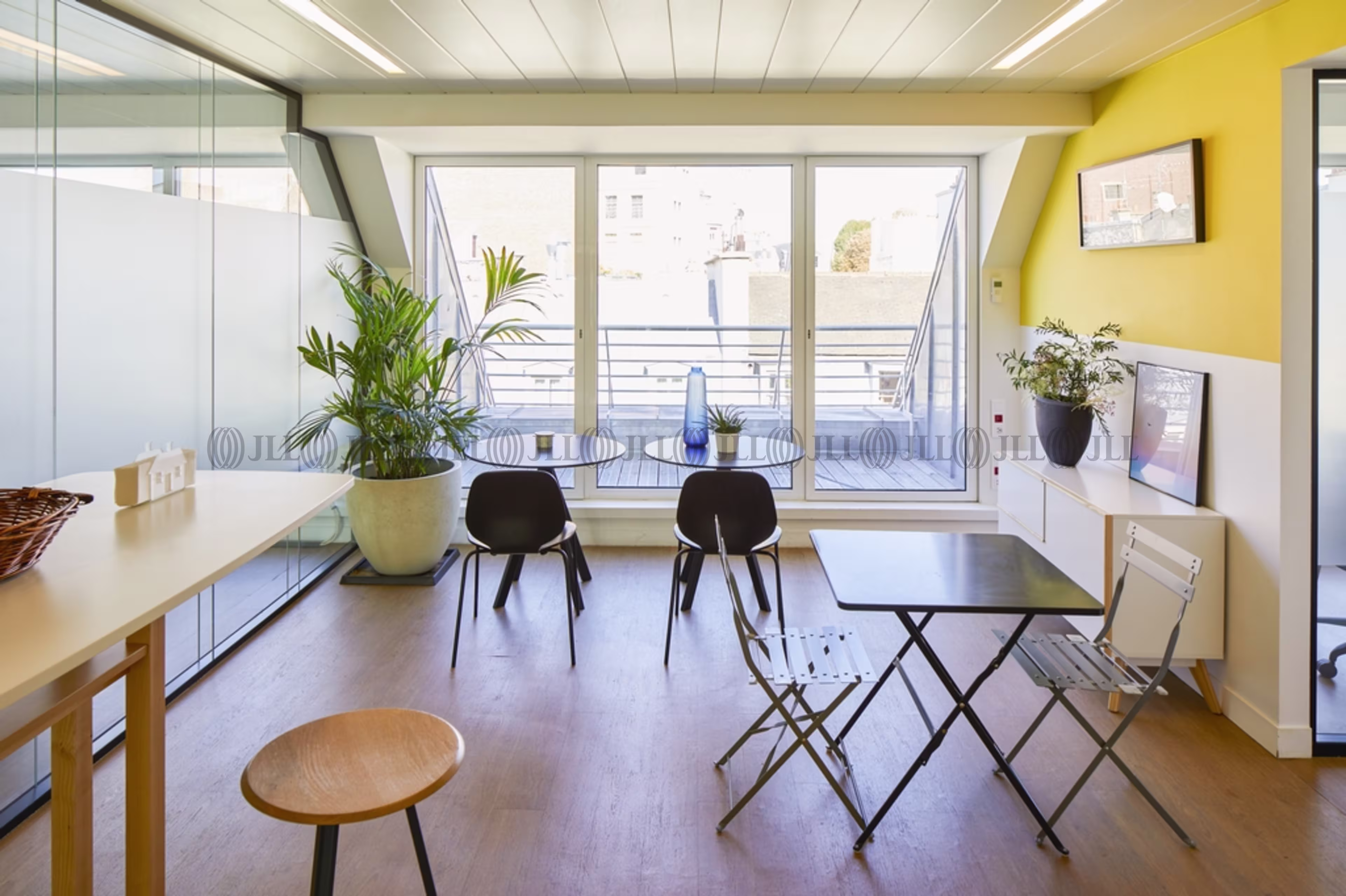 12-16 RUE WASHINGTON