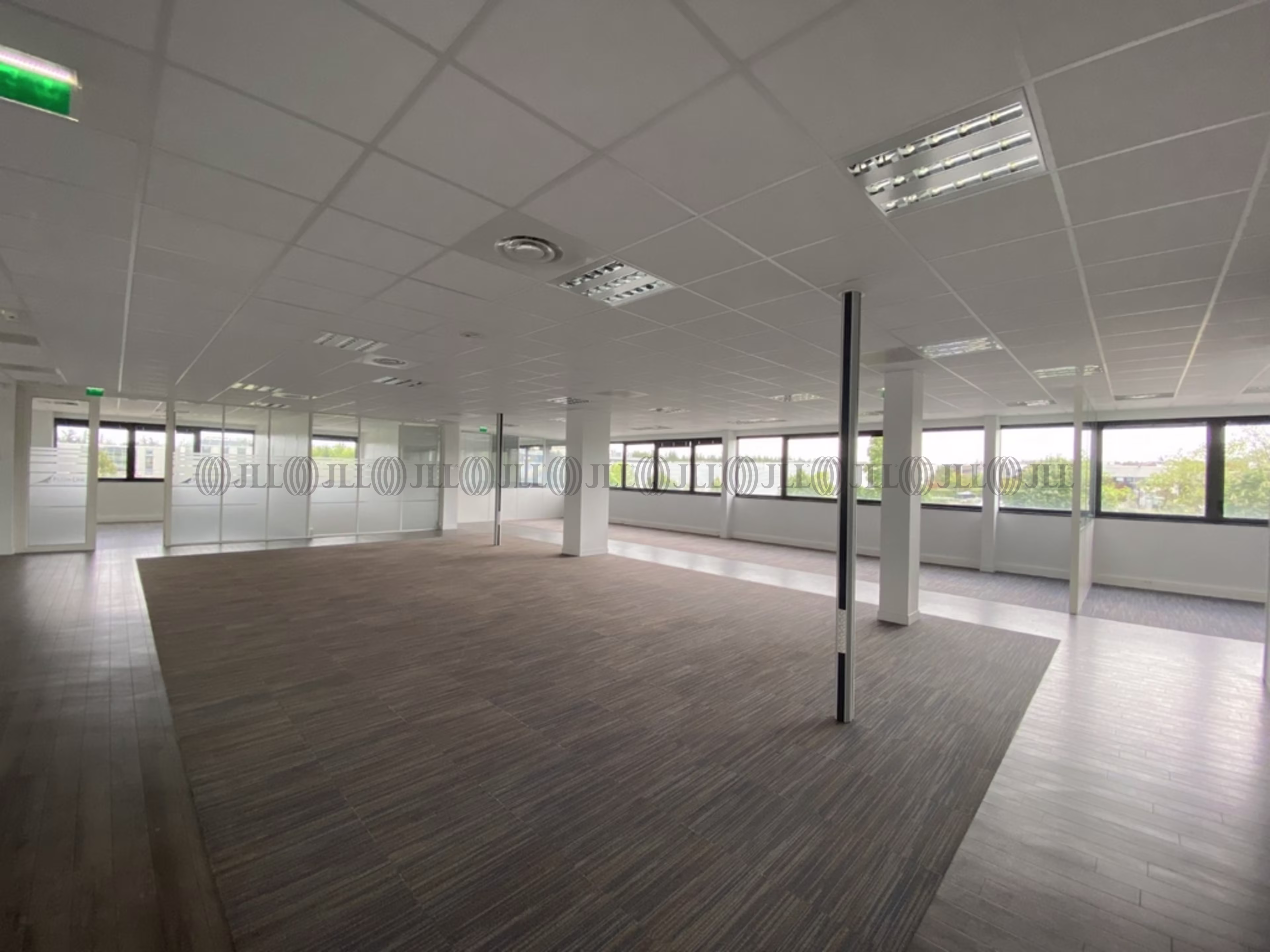 575-655 ALLEE DES PARCS