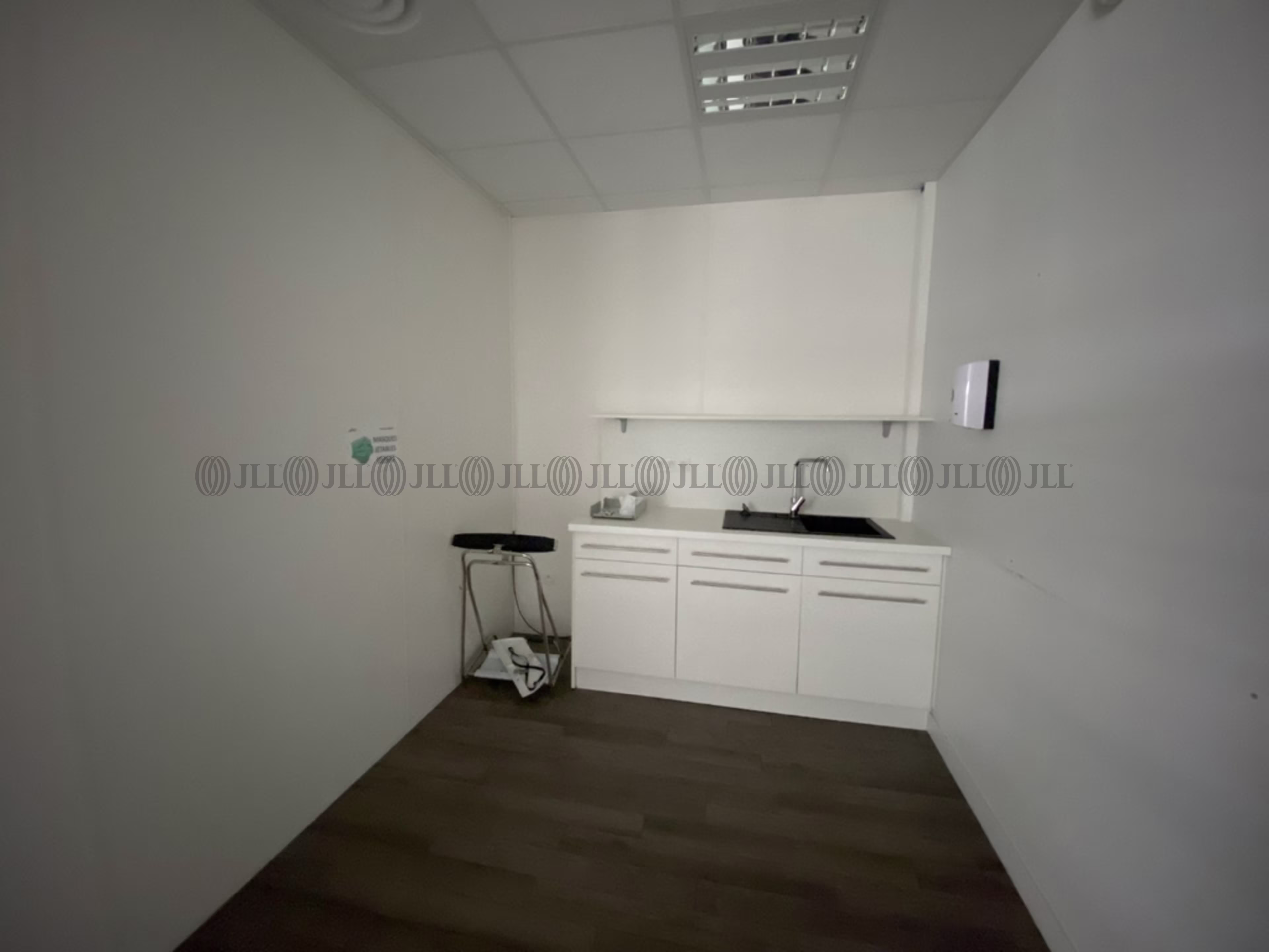 575-655 ALLEE DES PARCS