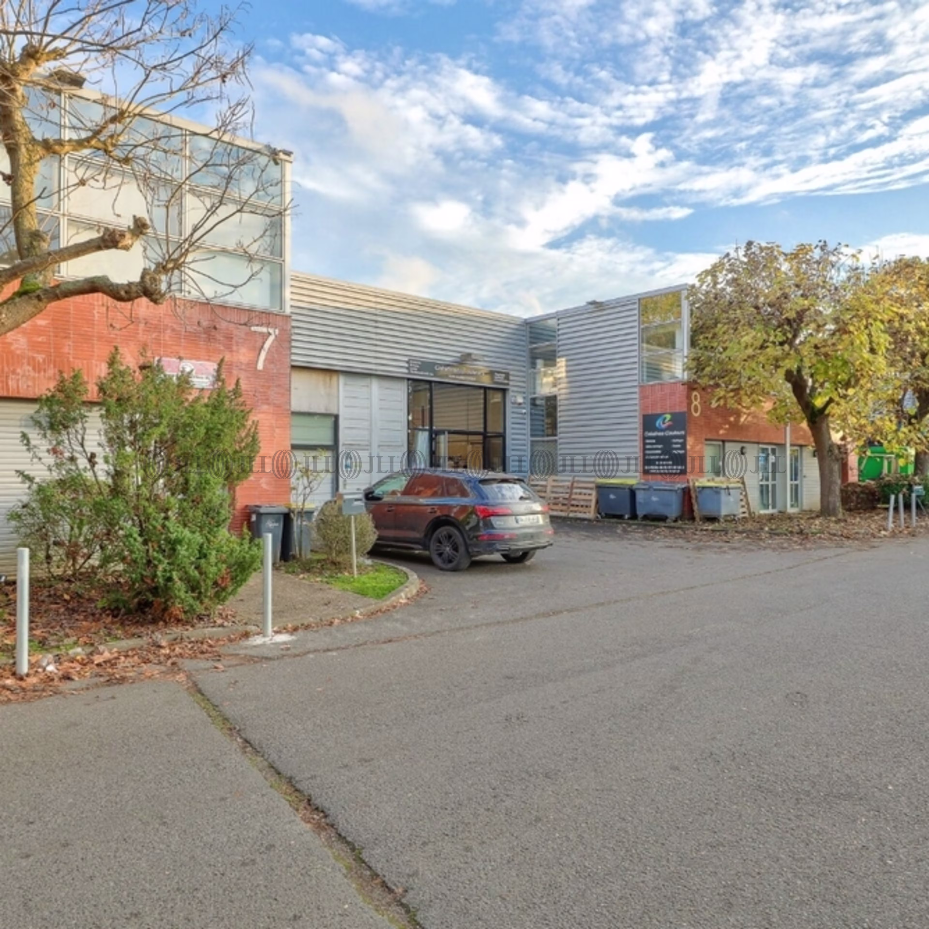 4 AVENUE PIERRE SALVI