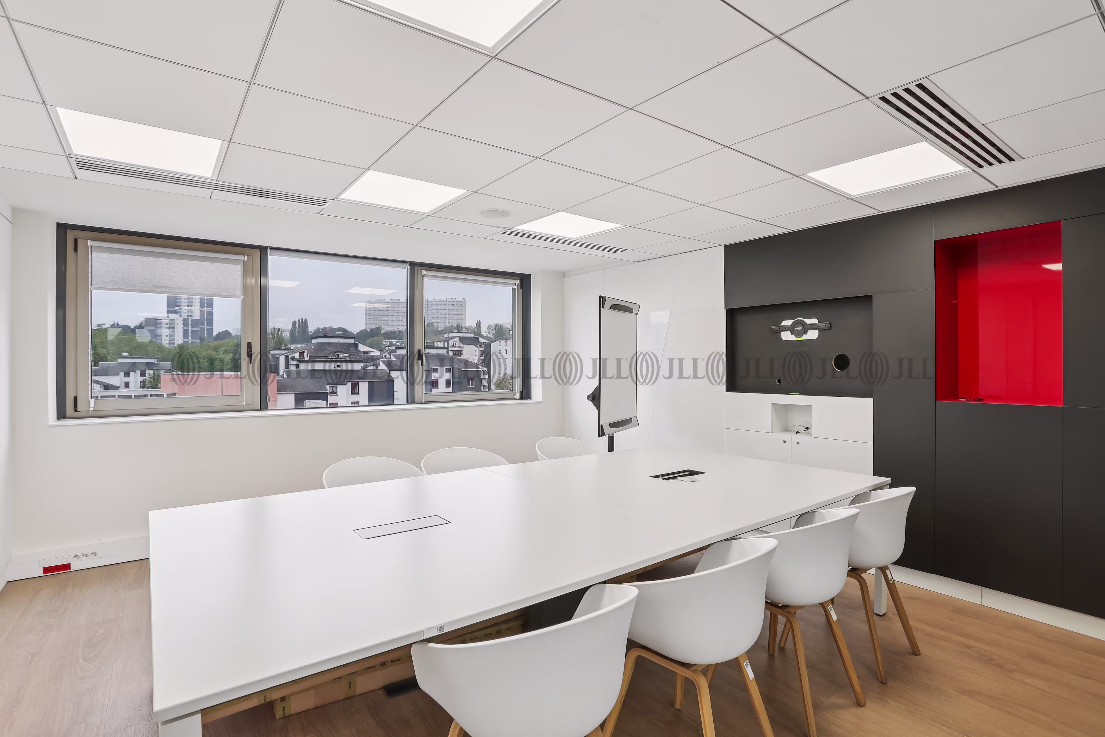 17 AVENUE LOUISON BOBET