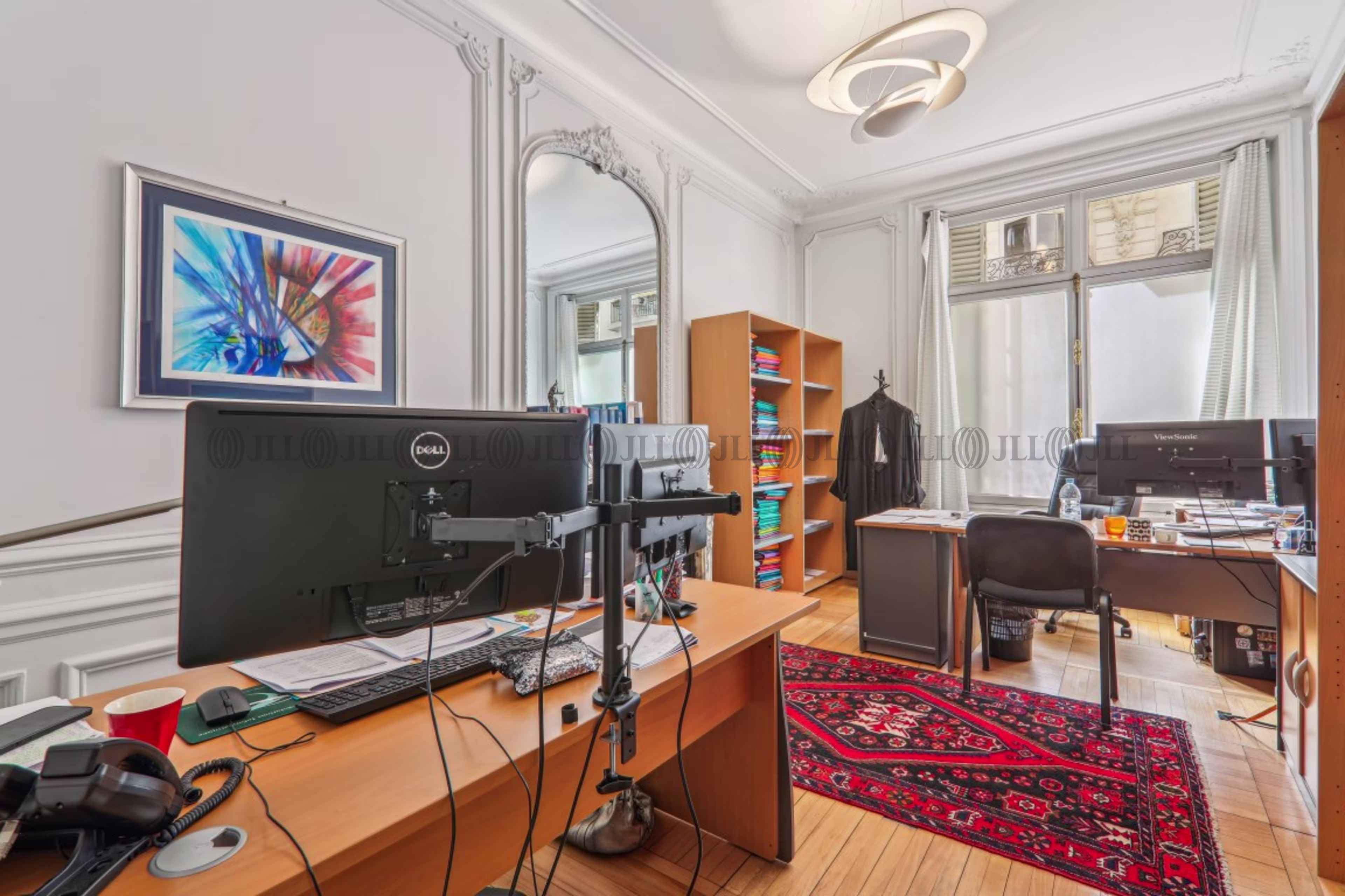 43 AVENUE HOCHE