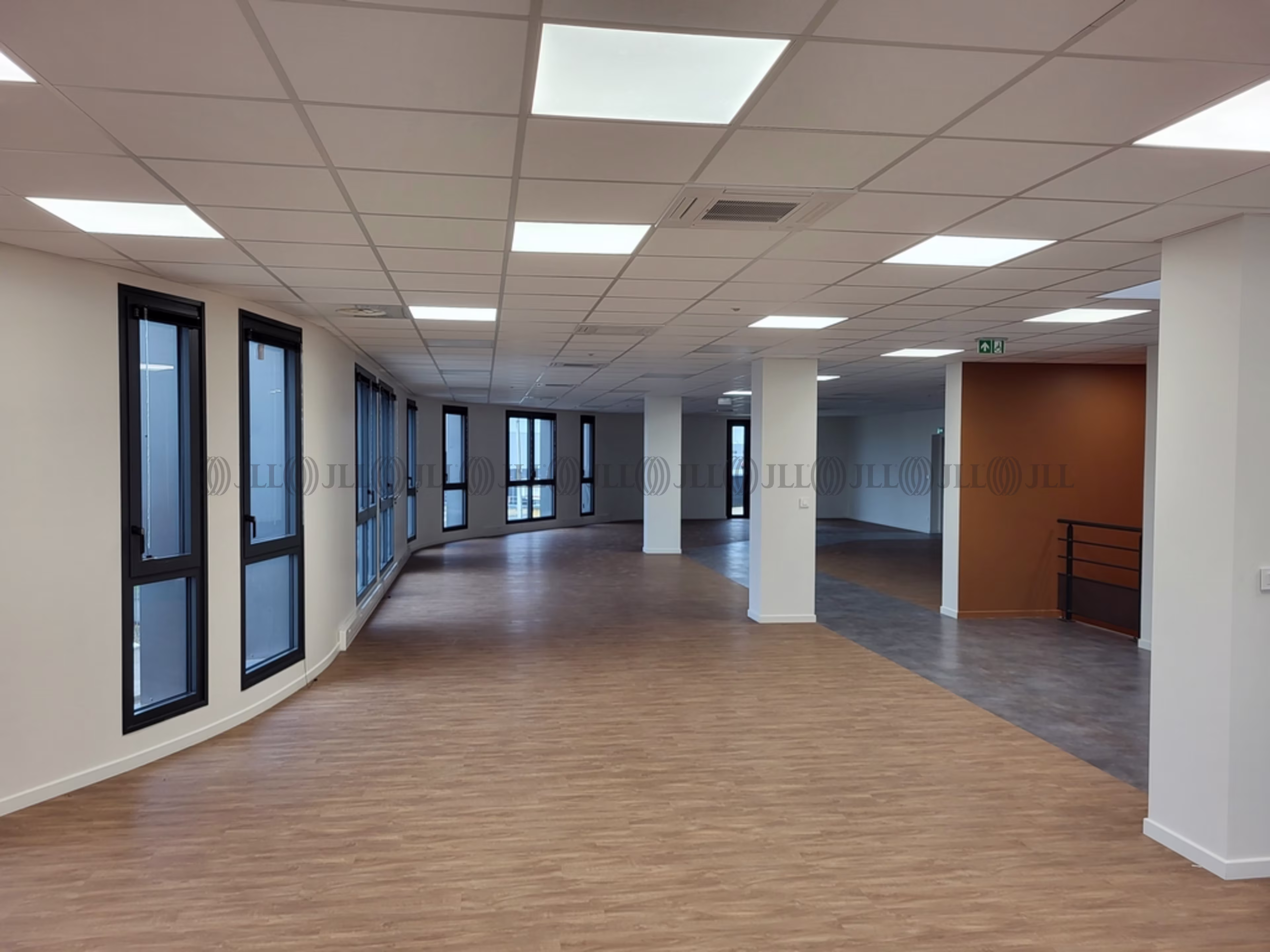 4 AVENUE DE MONTMARTIN