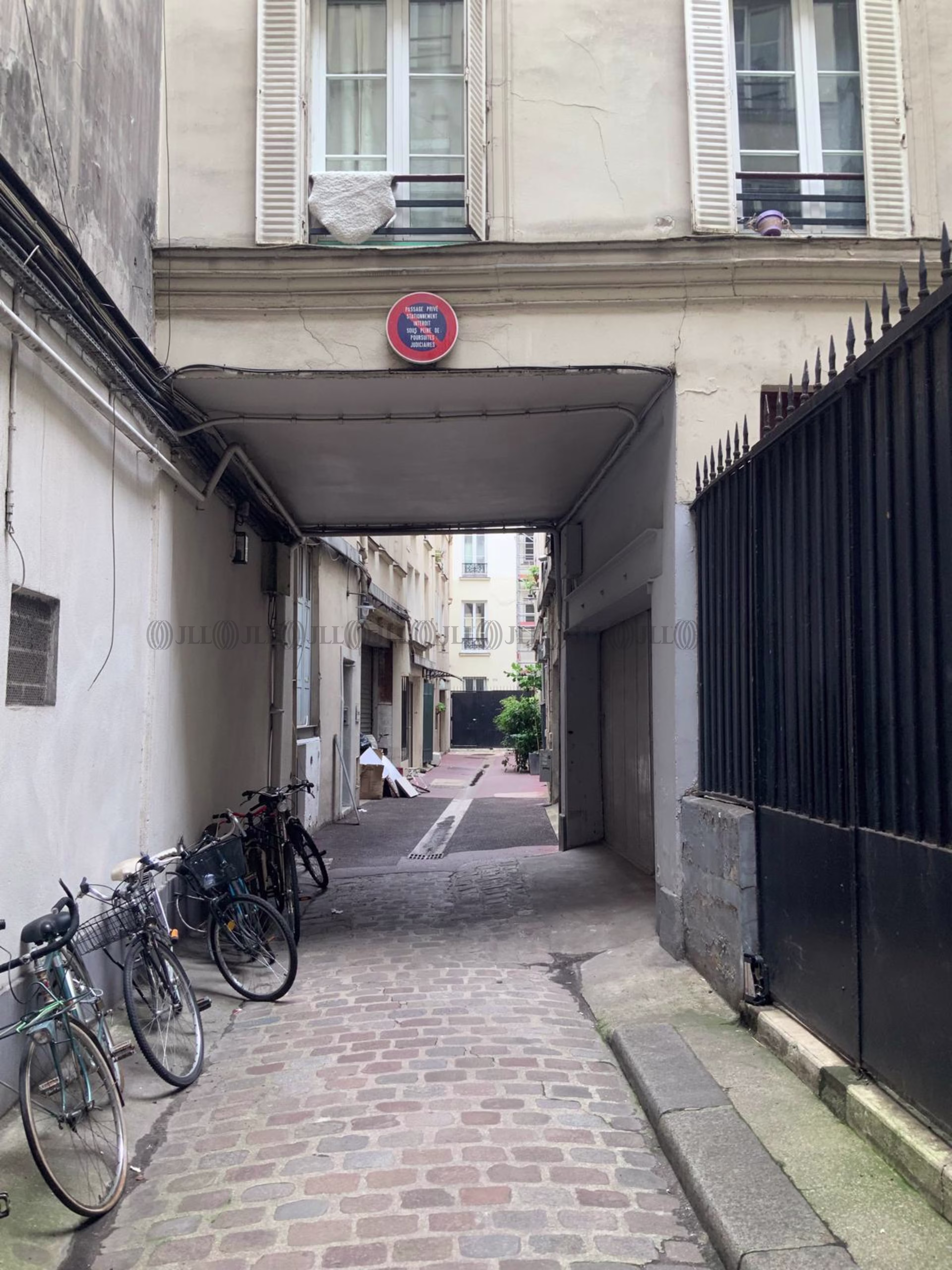 49 RUE DU FAUBOURG SAINT MARTIN