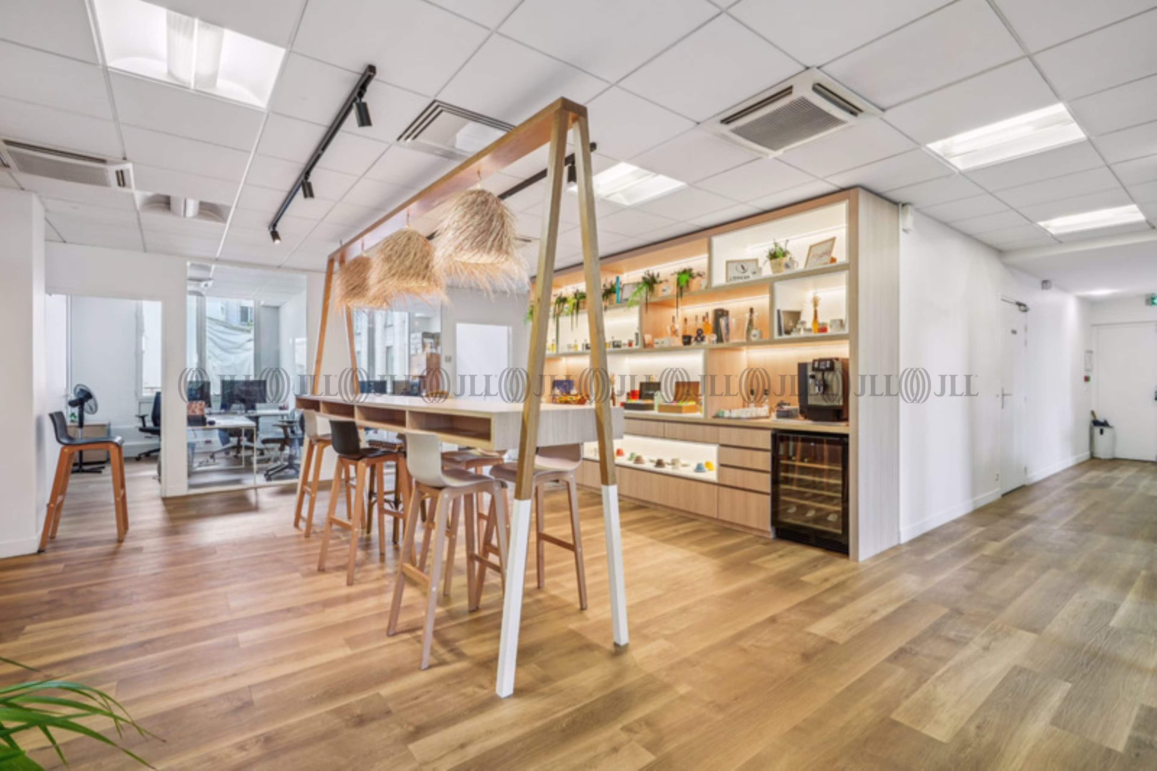 31-37 AVENUE DE WAGRAM