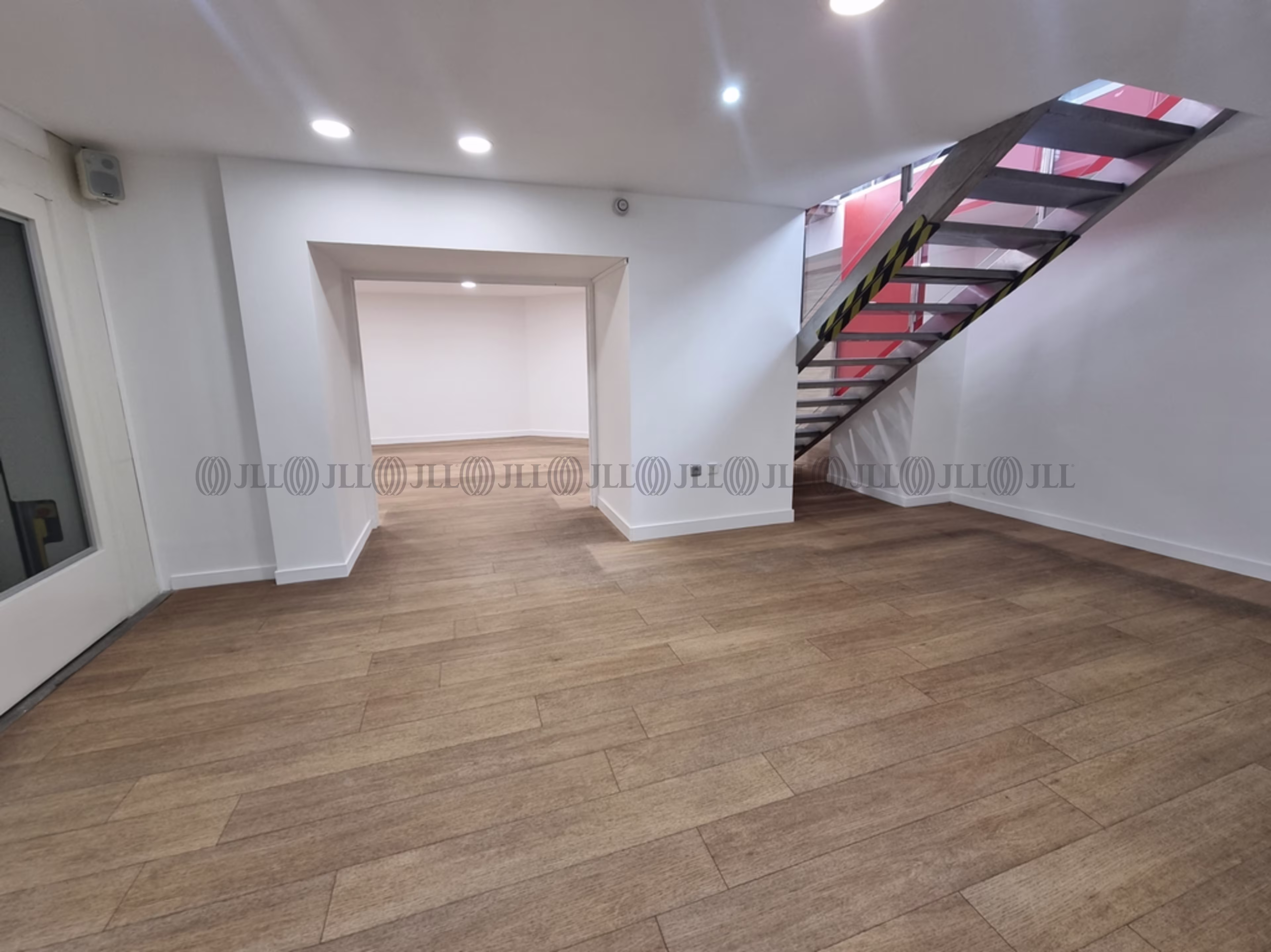 17 RUE DE LA REPUBLIQUE