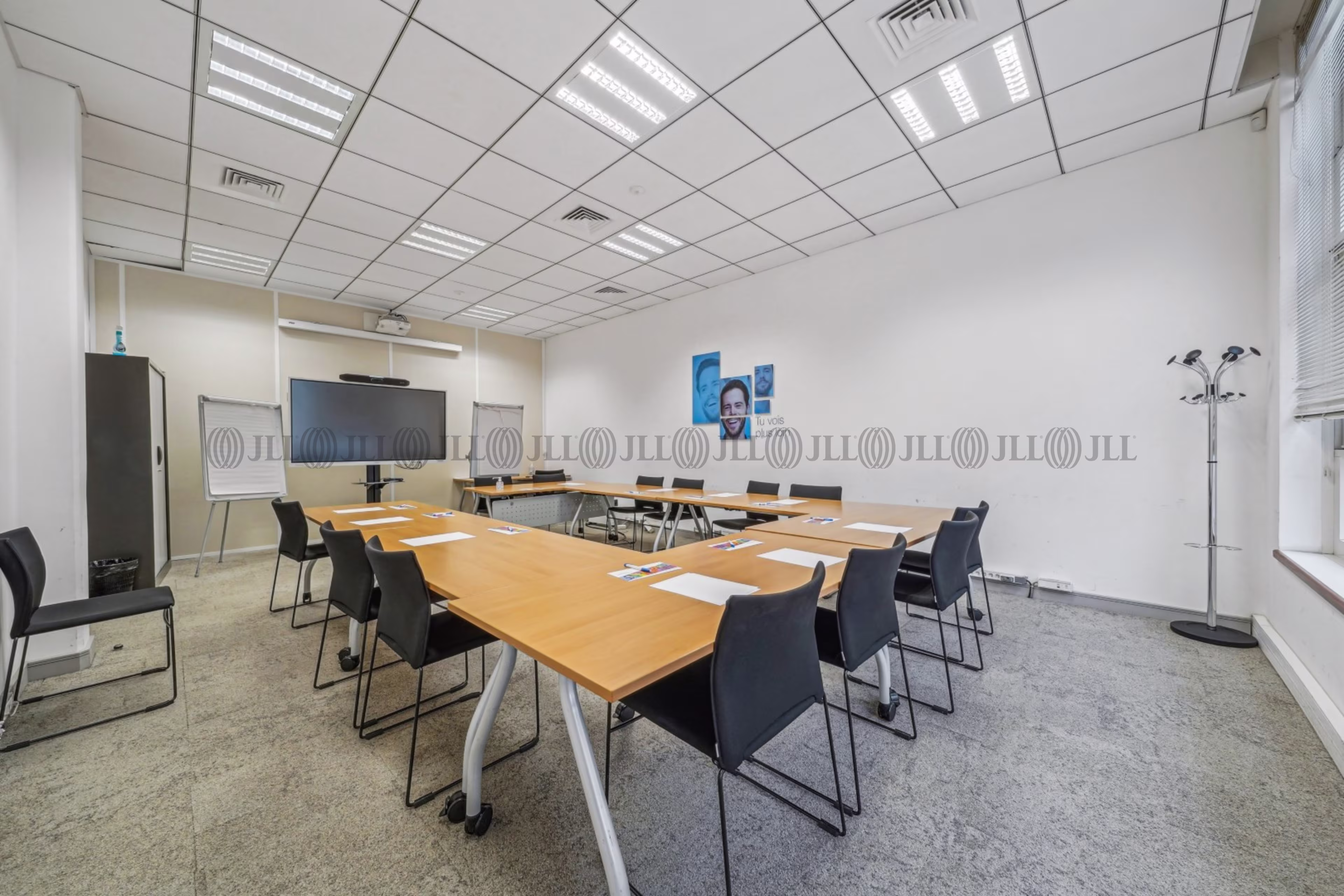 1-1BIS RUE JACQUES HENRI LARTIGUE