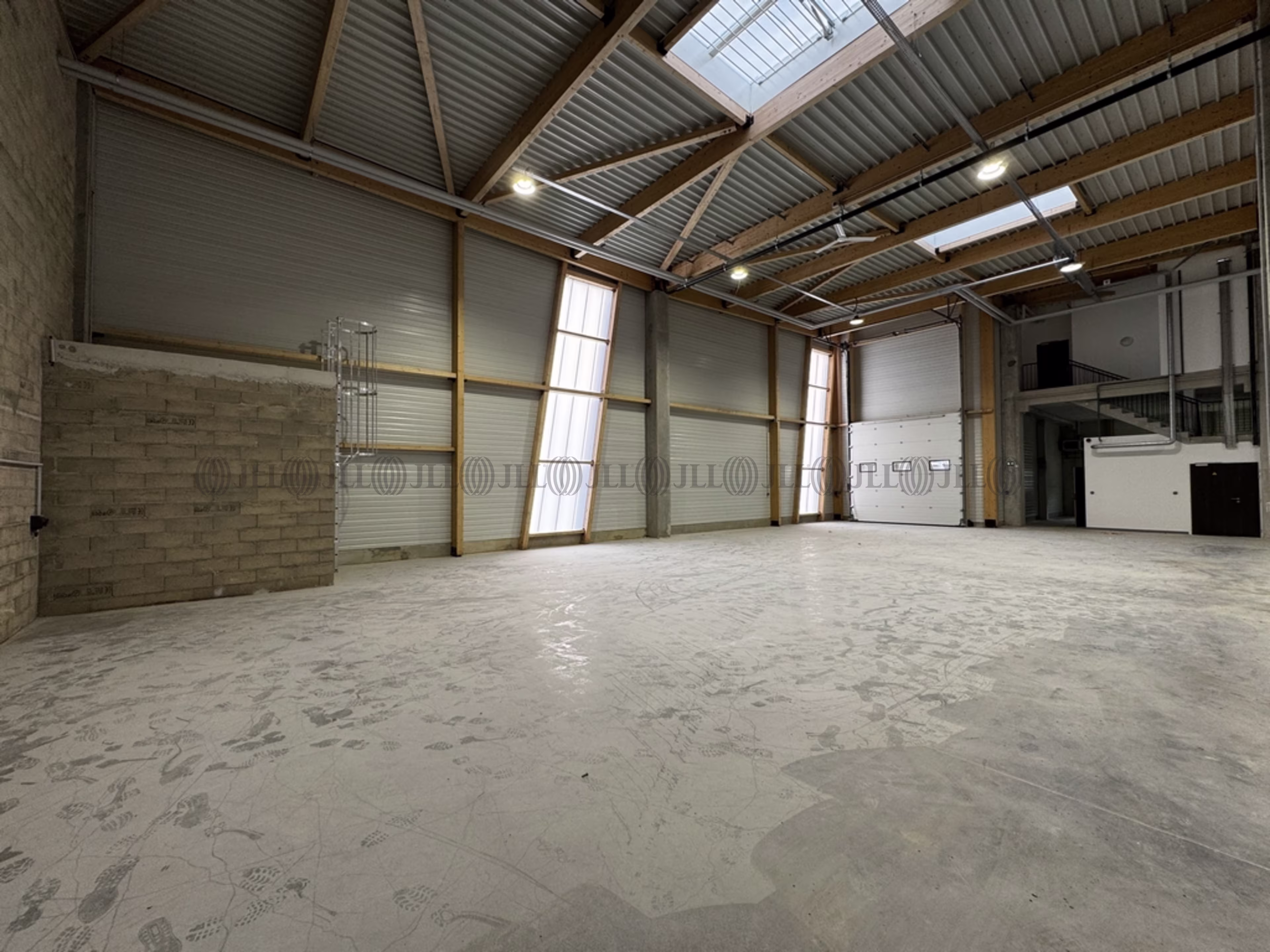 1-3 ALLEE DE L ENVOL