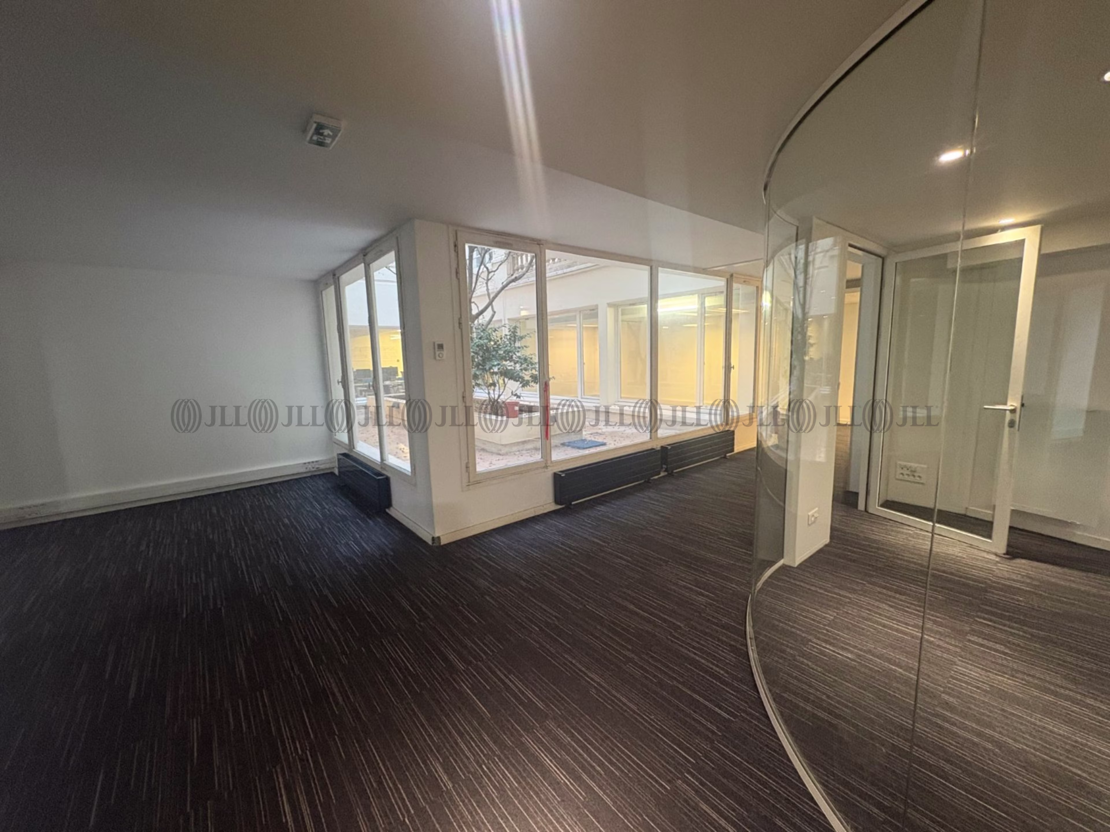 70 BOULEVARD DE COURCELLES