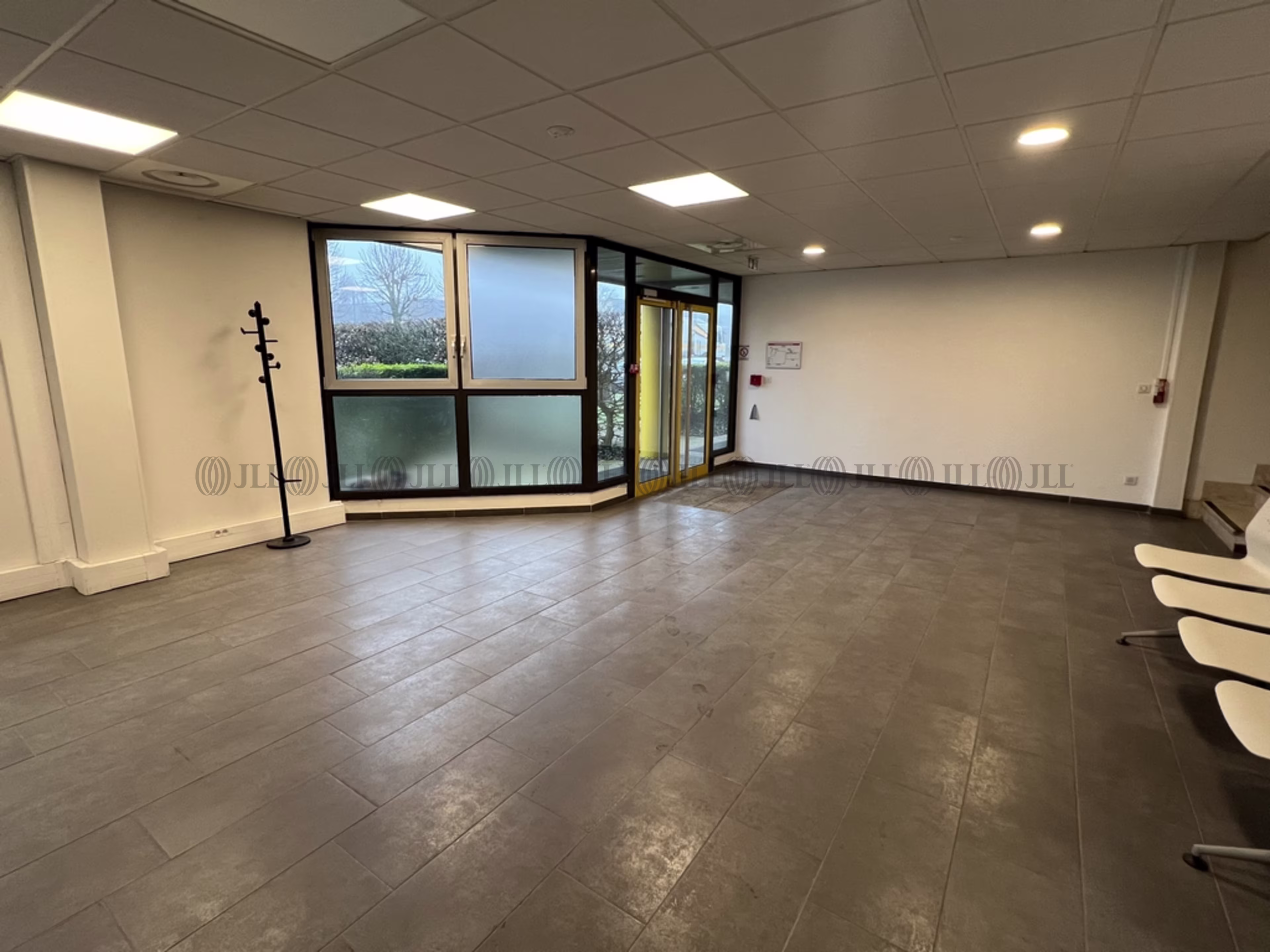 16 RUE DE LA GRANDE BORNE