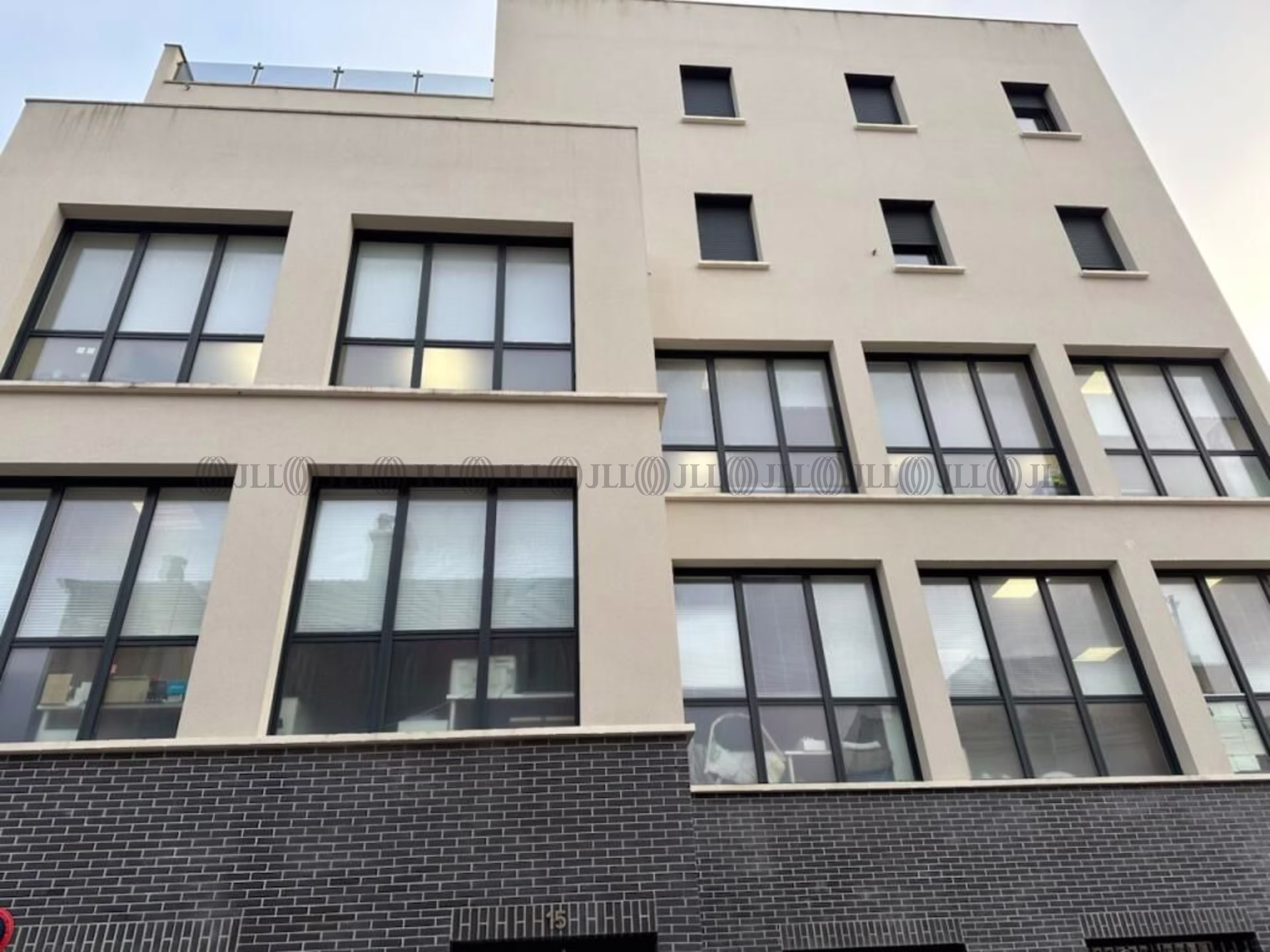 15 RUE LANGLIER RENAUD