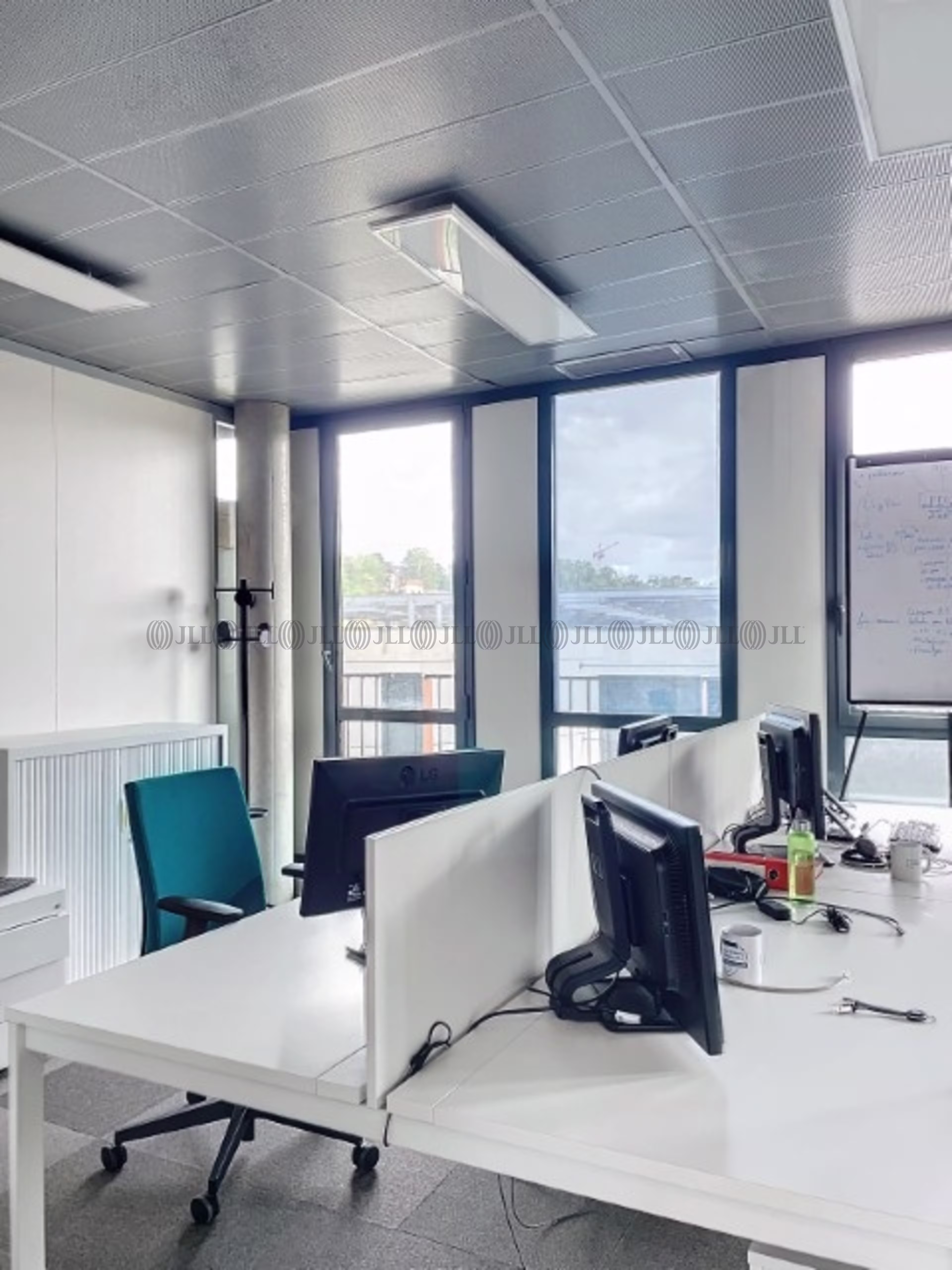 21 RUE ANTONIN LABORDE