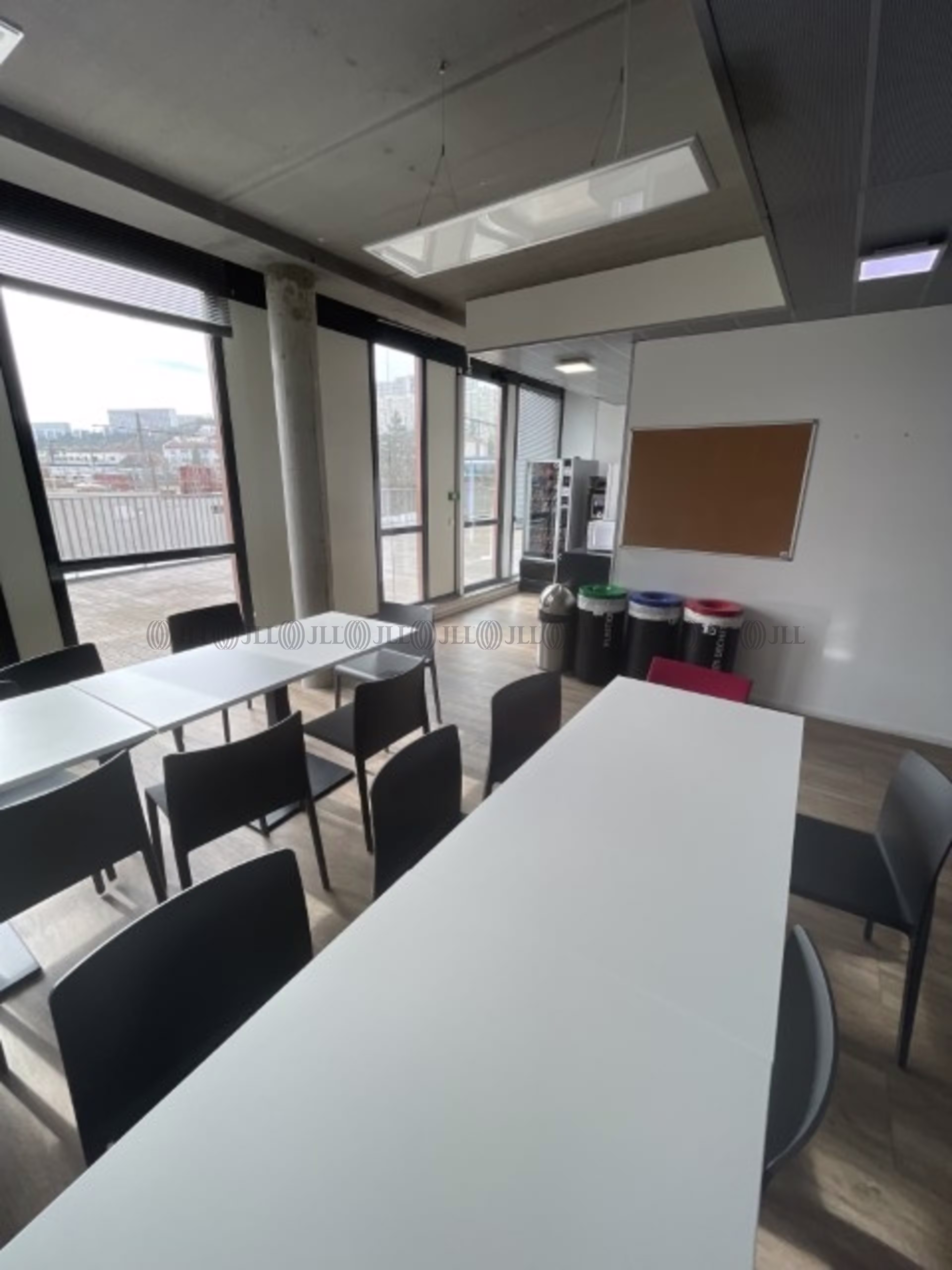 21 RUE ANTONIN LABORDE