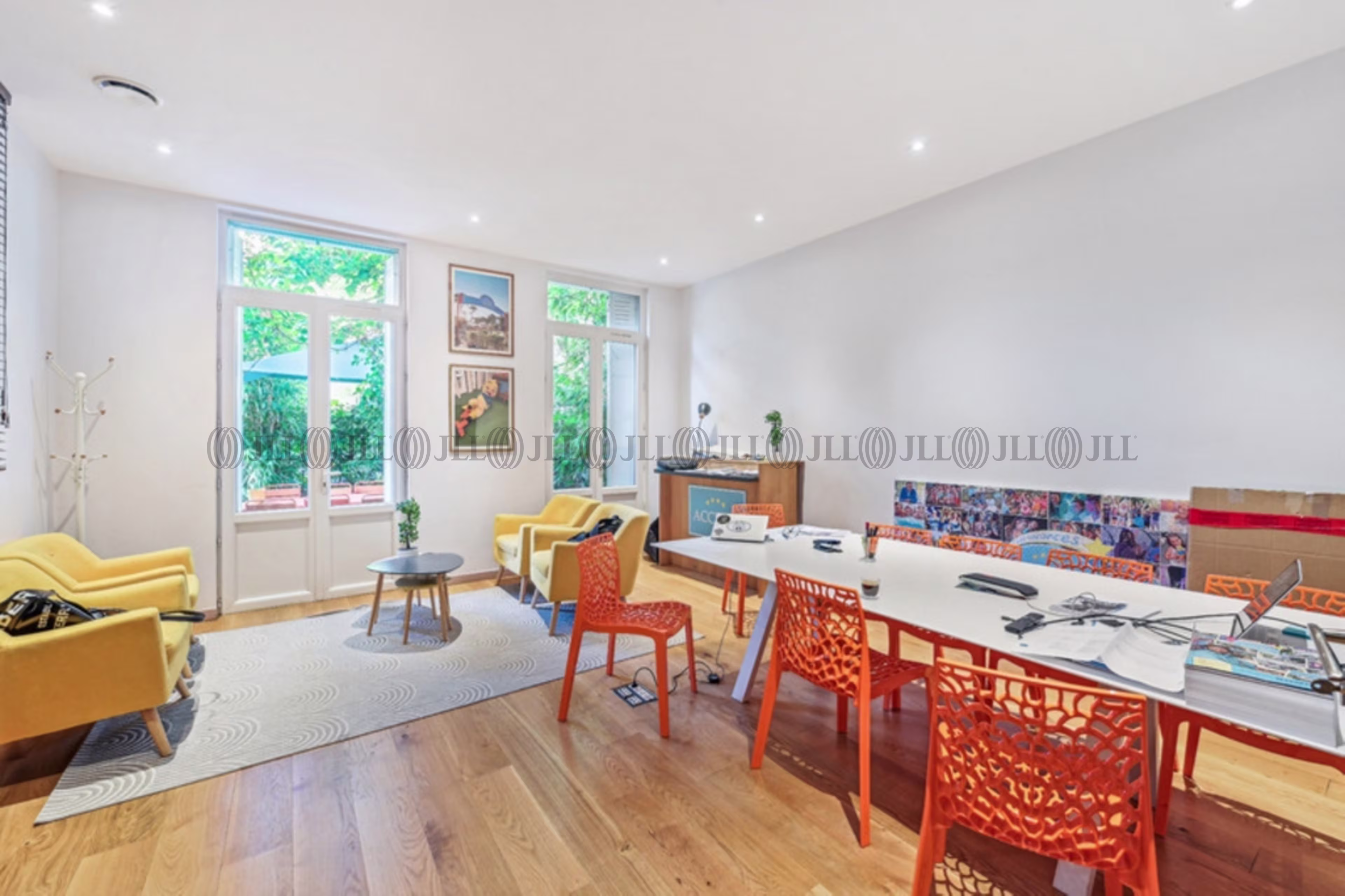 44 AVENUE VICTOR HUGO