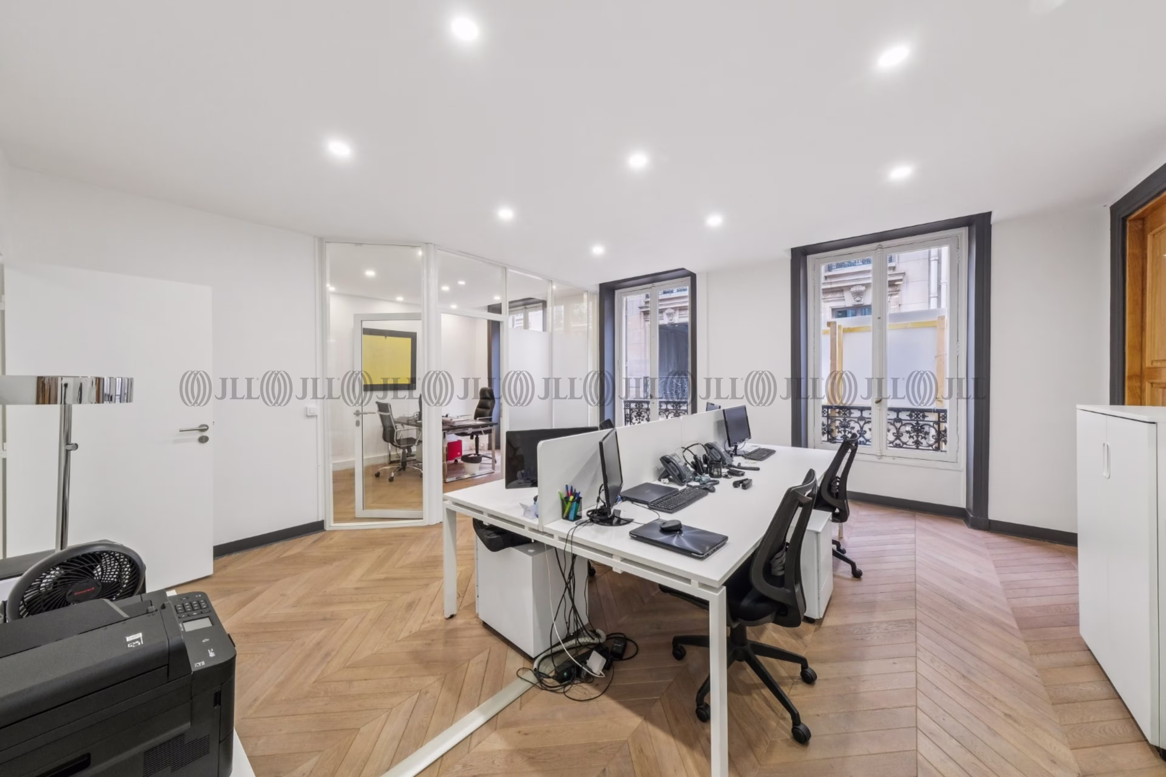 50 RUE DE MIROMESNIL