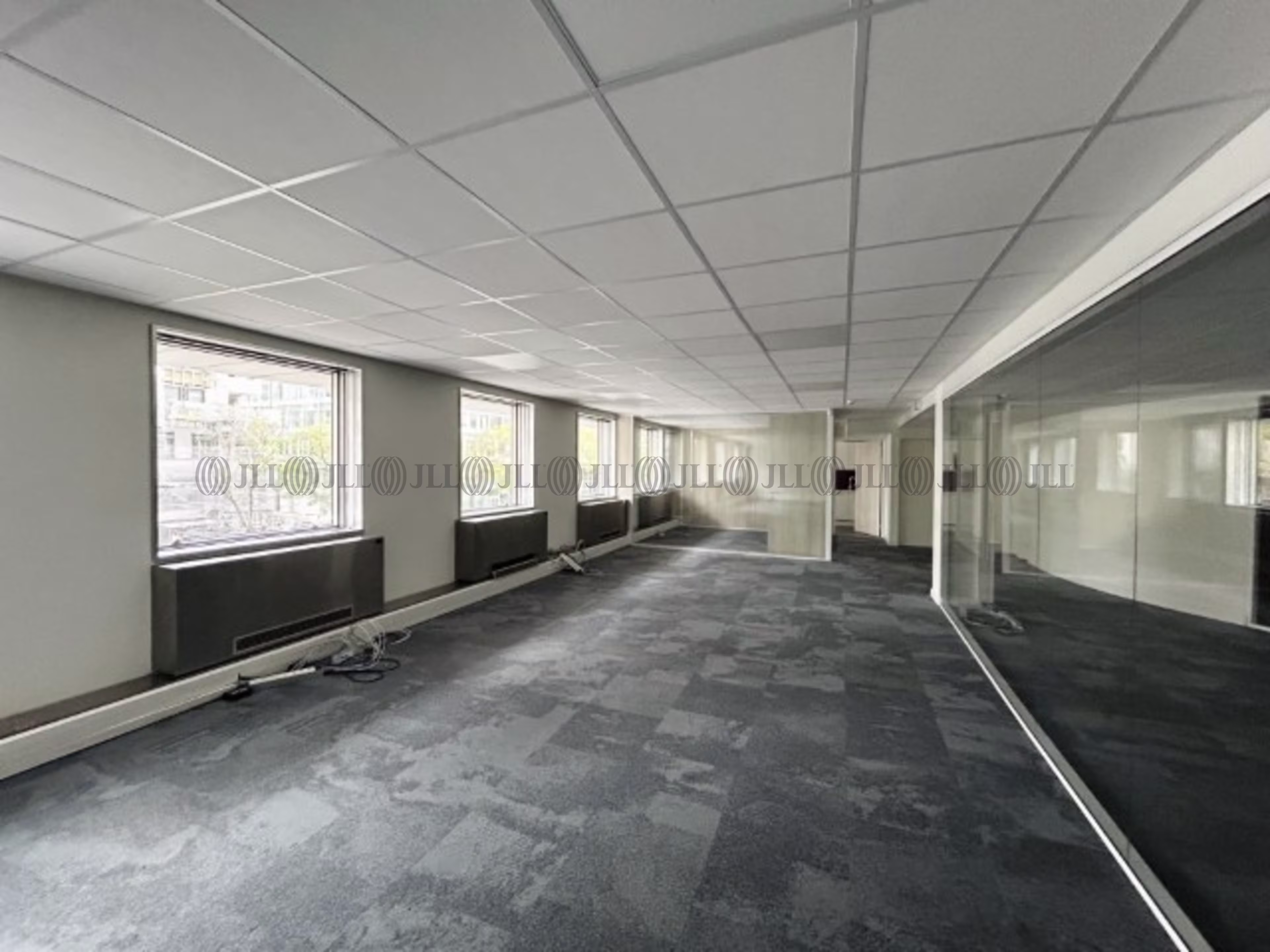 235-235BIS COURS LAFAYETTE