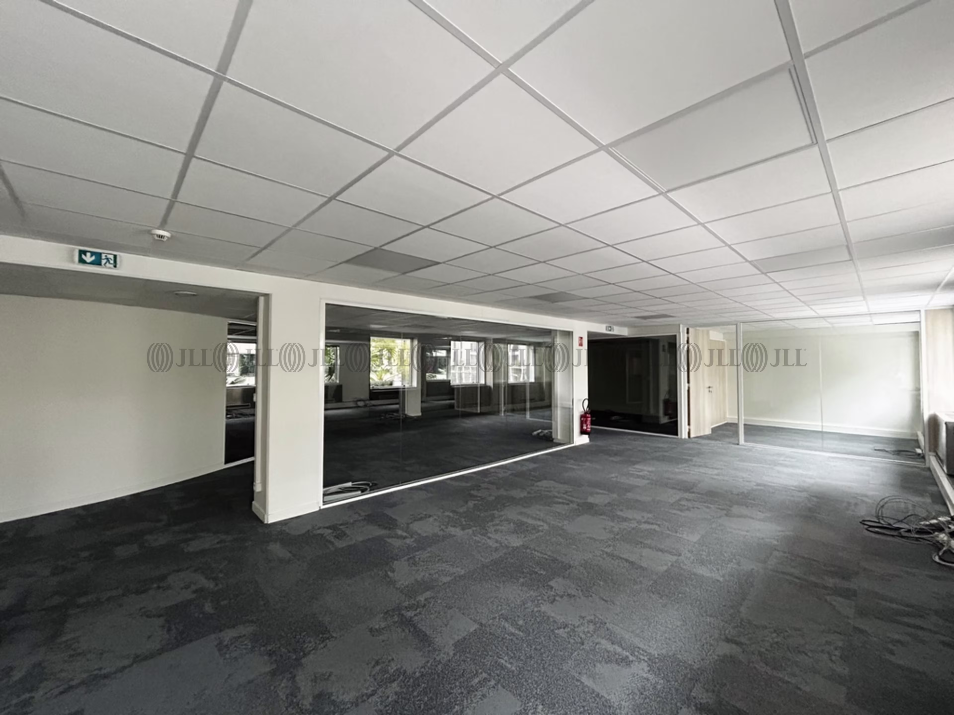 235-235BIS COURS LAFAYETTE