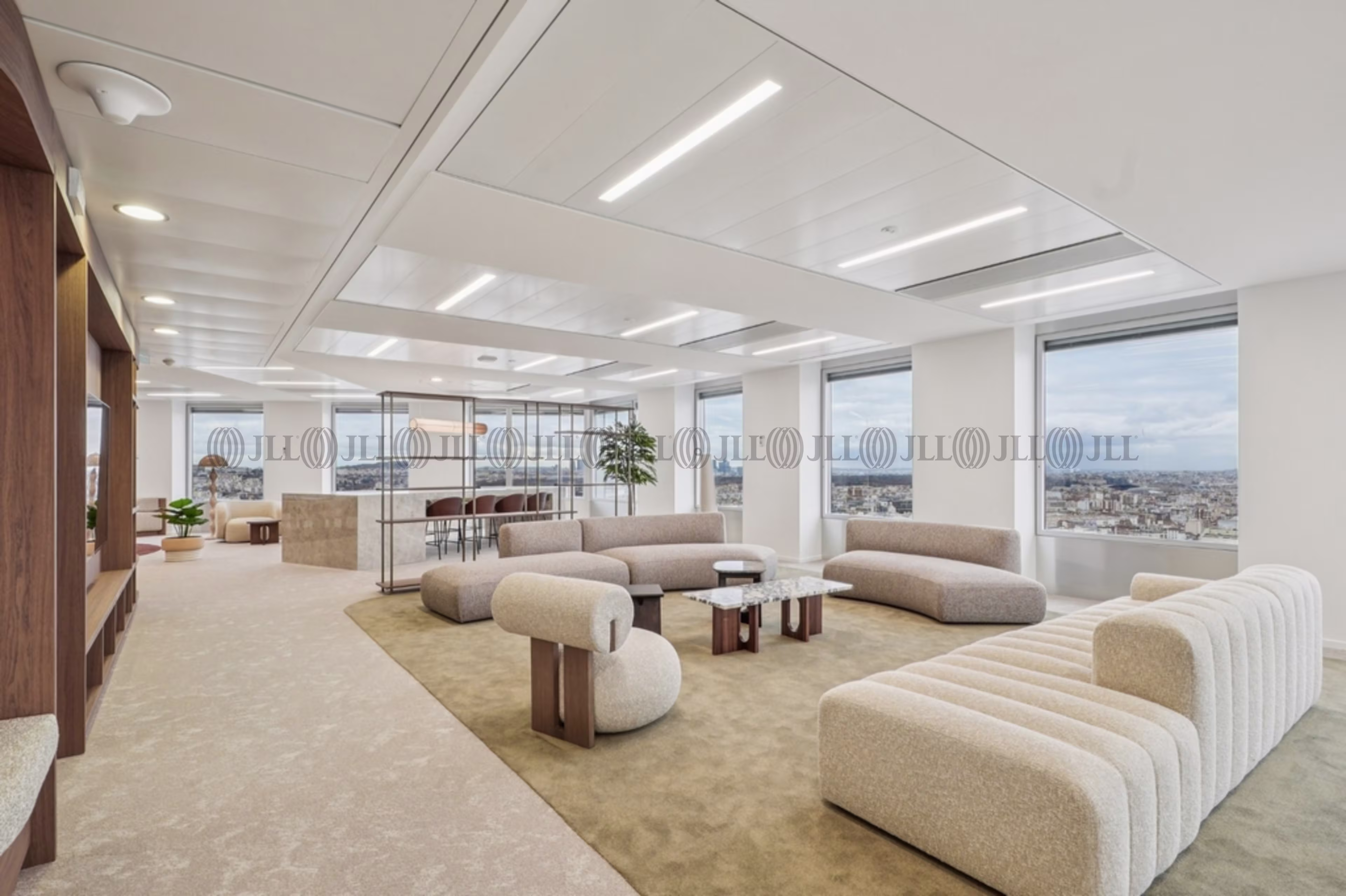 204 ROND POINT DU PONT DE SEVRES