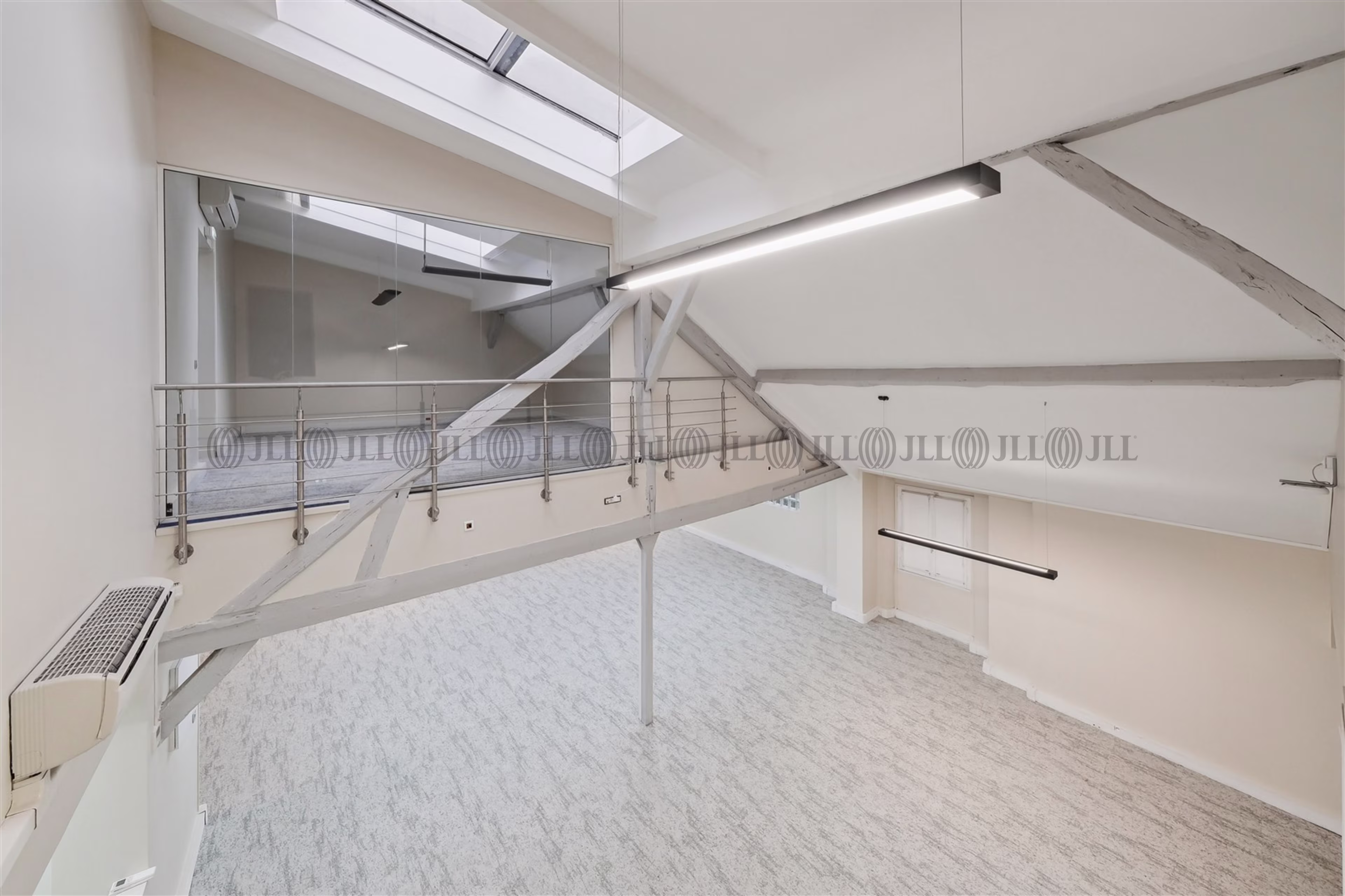 39 RUE LUCIEN SAMPAIX