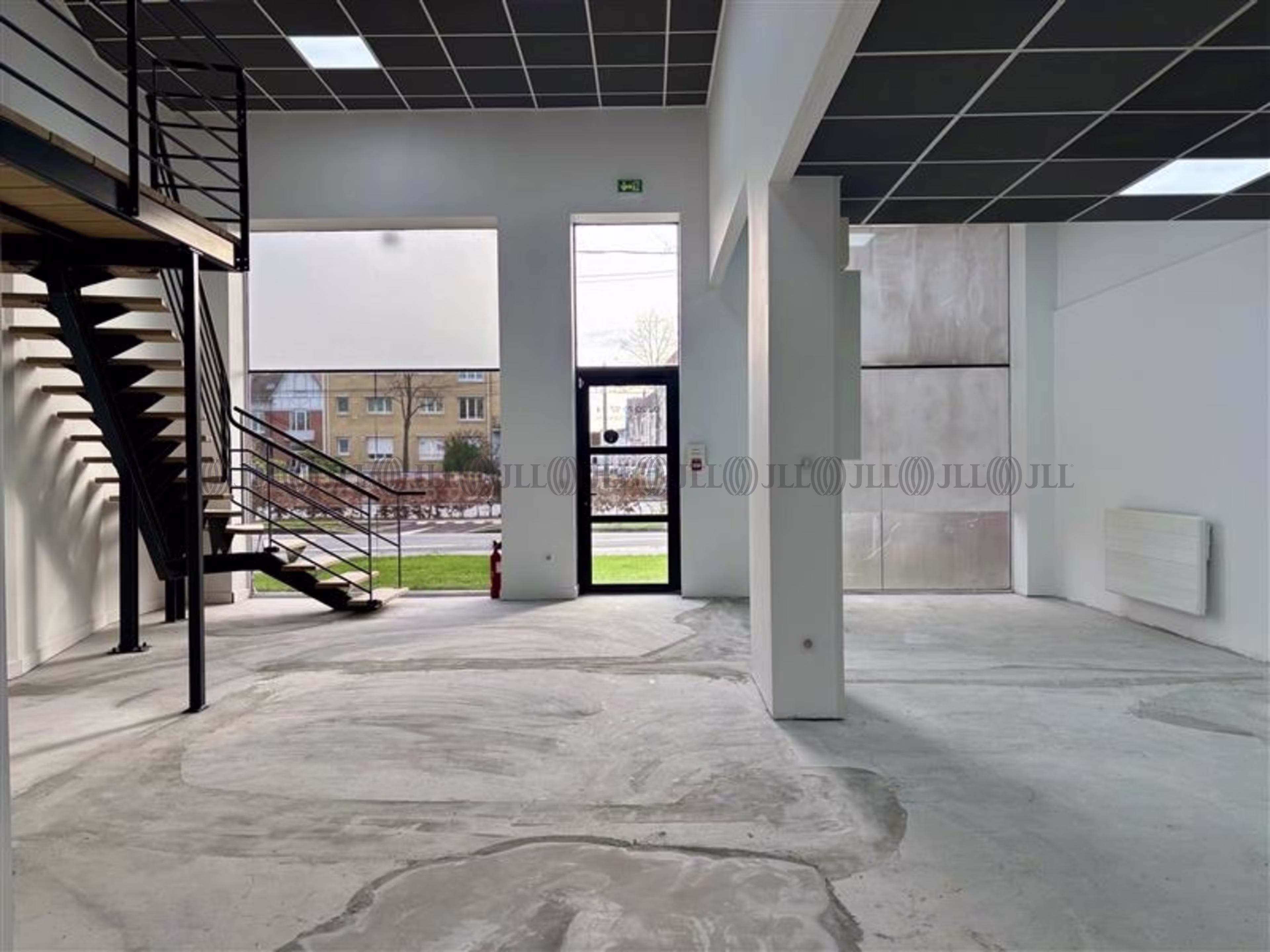 999 AVENUE DE LA REPUBLIQUE