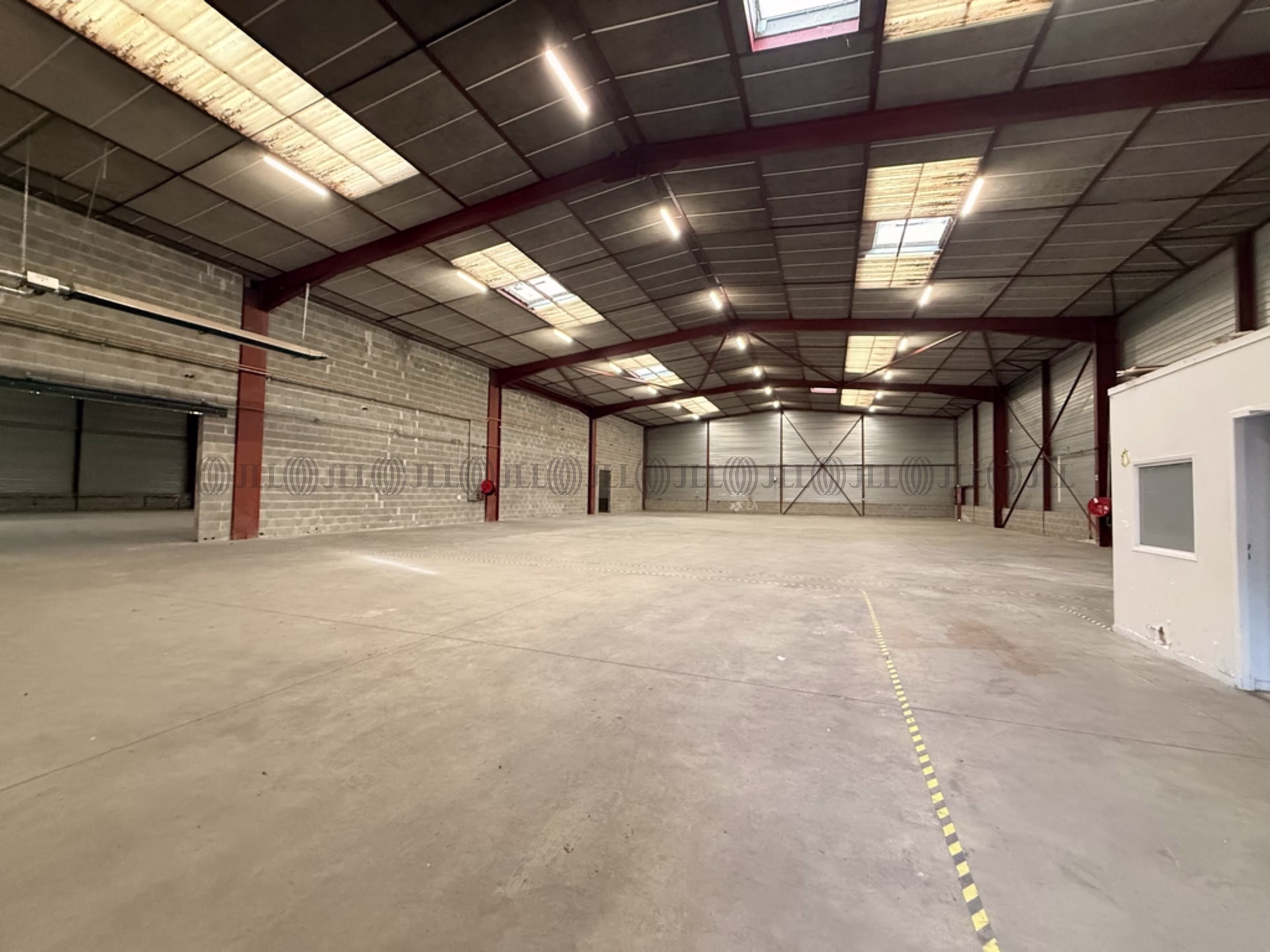 9 AVENUE DU MARECHAL DE LATTRE DE TASSIGNY