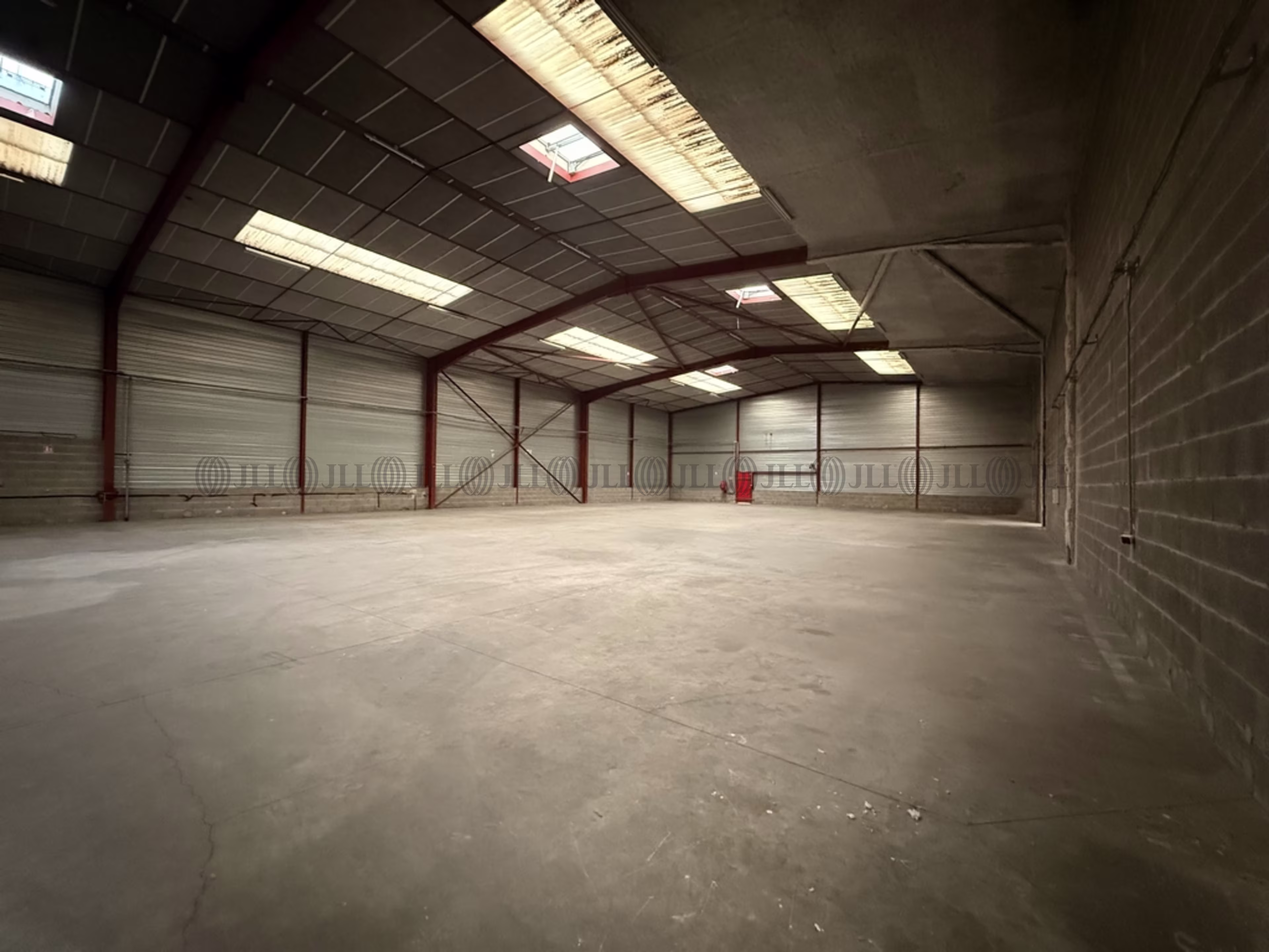 9 AVENUE DU MARECHAL DE LATTRE DE TASSIGNY