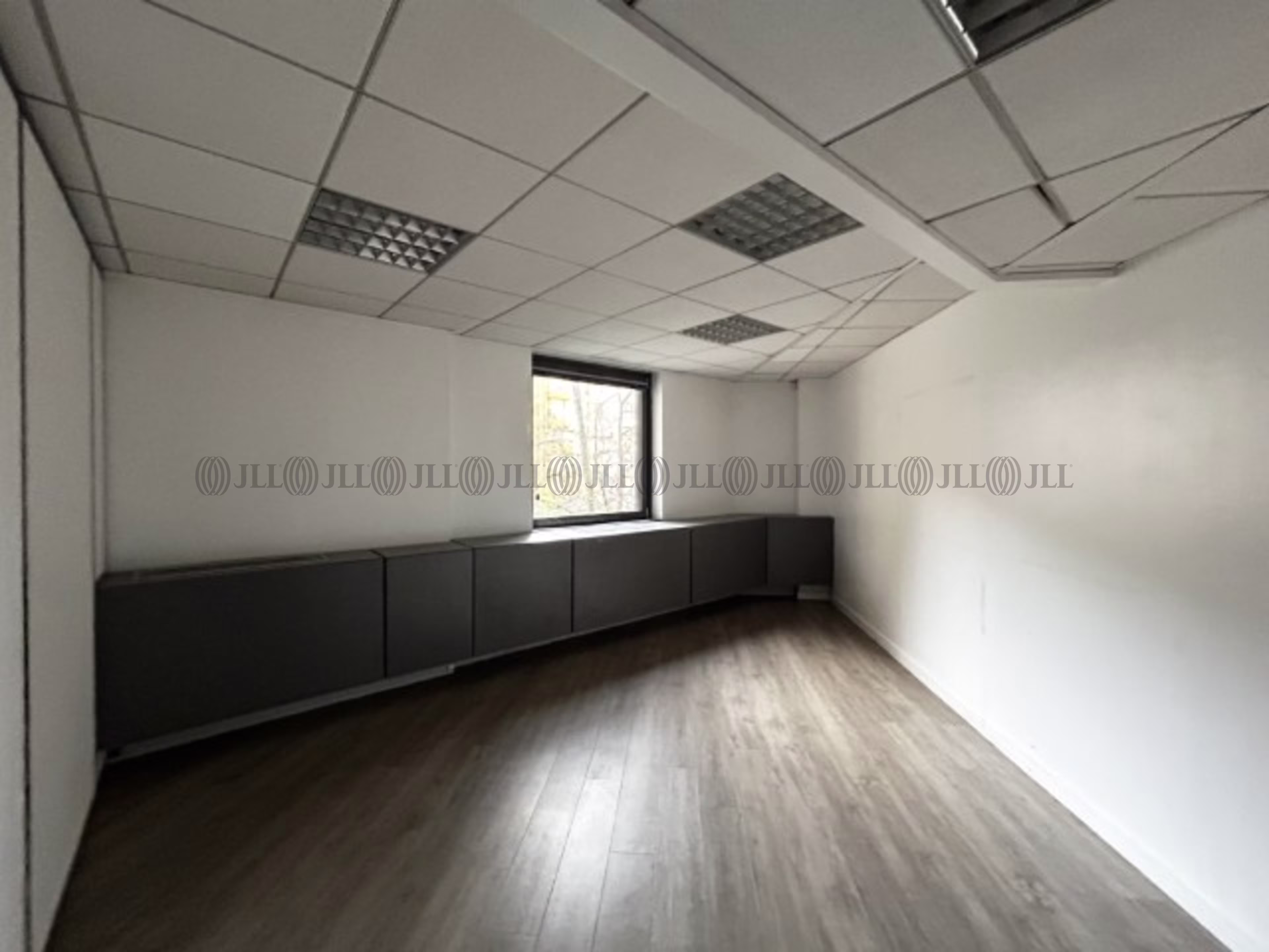 40-42 AVENUE GEORGES POMPIDOU