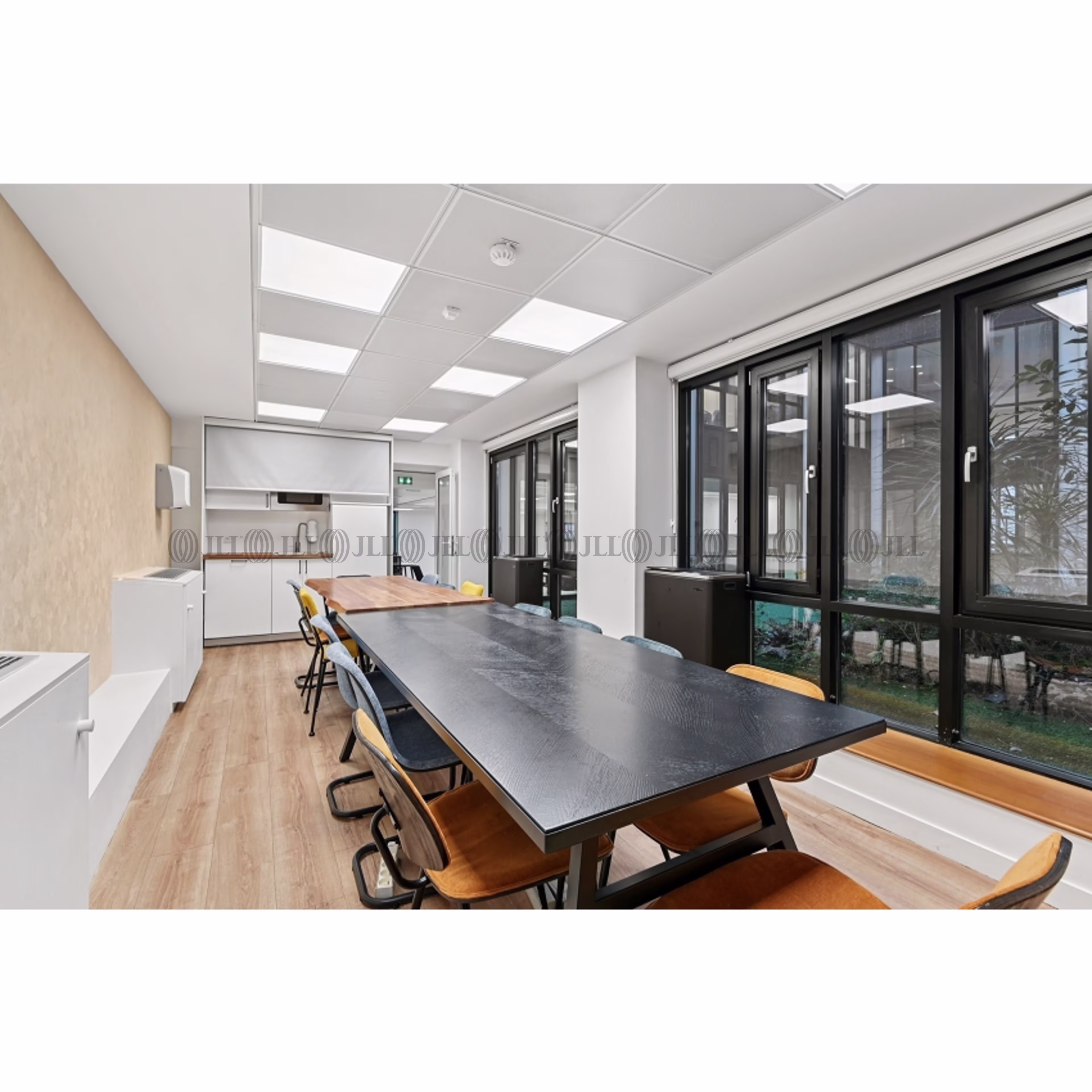 10 BOULEVARD HAUSSMANN