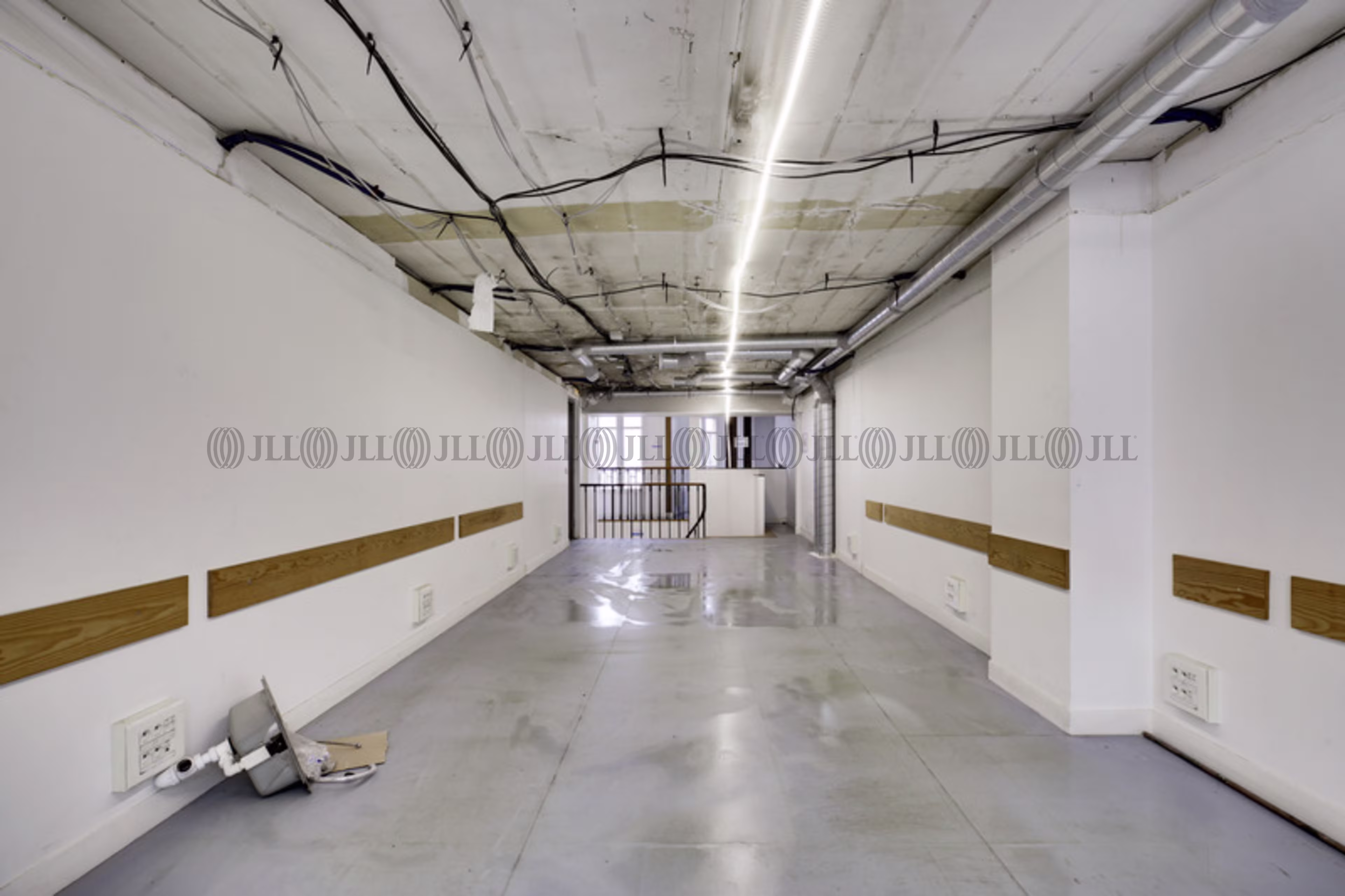 201 RUE SAINT MARTIN