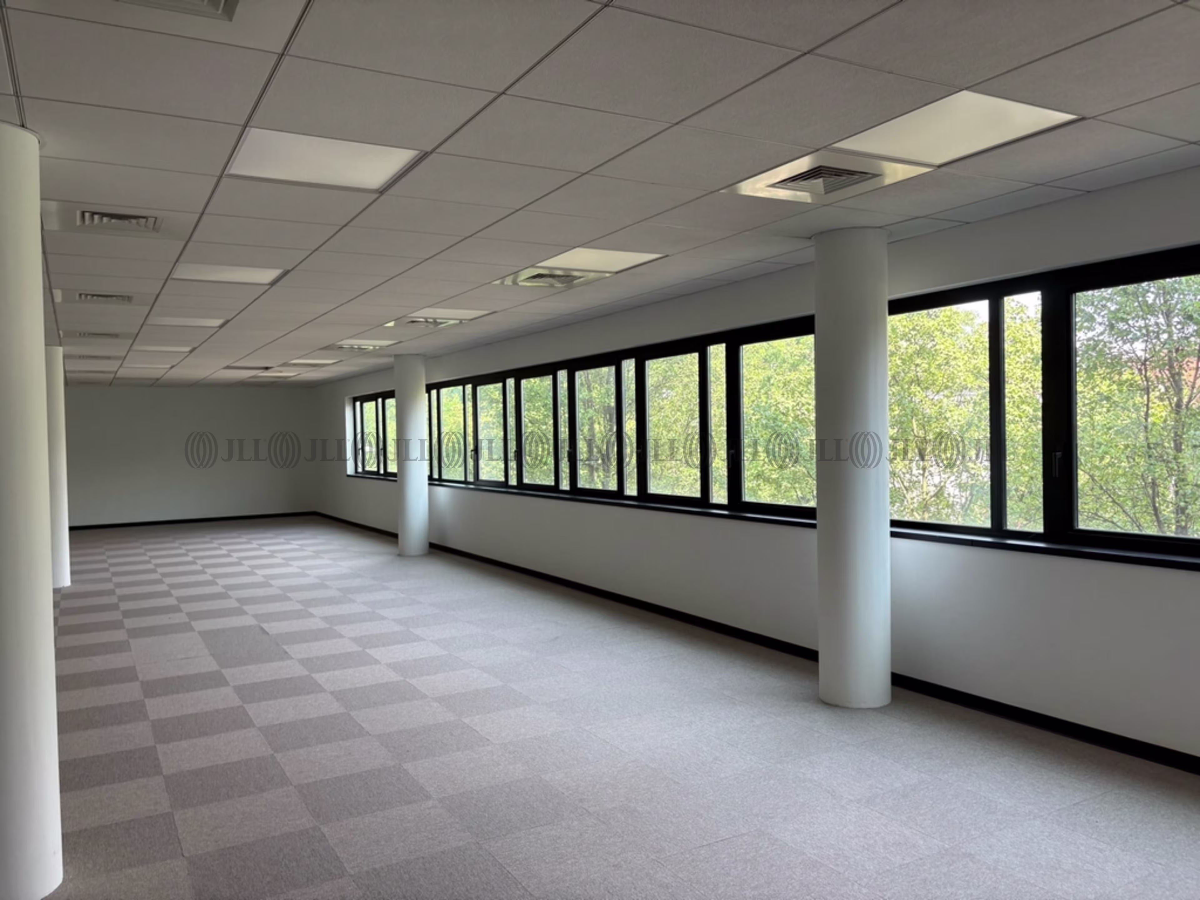 12-14 AVENUE TONY GARNIER