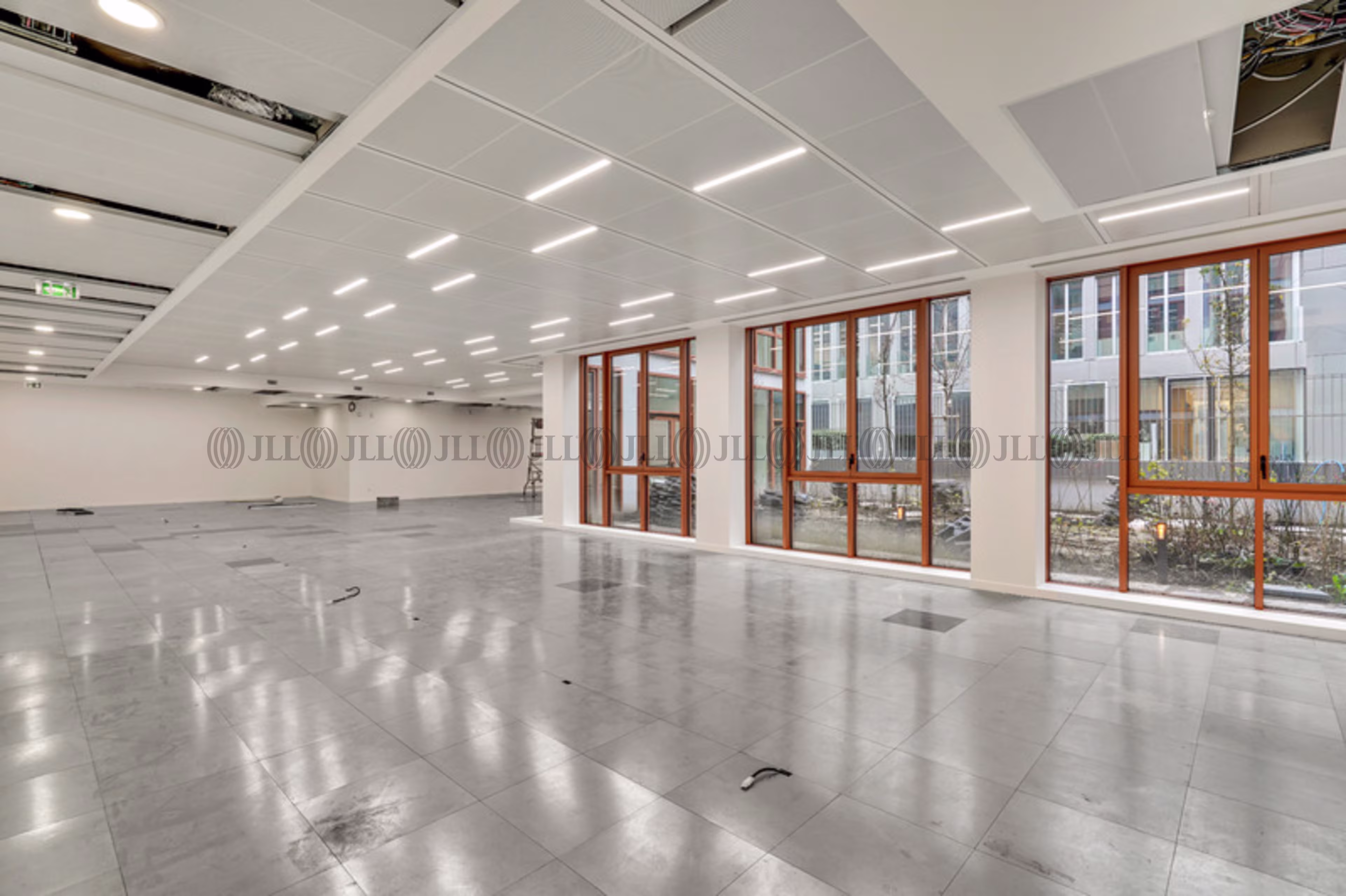 44 RUE ARMAND CARREL