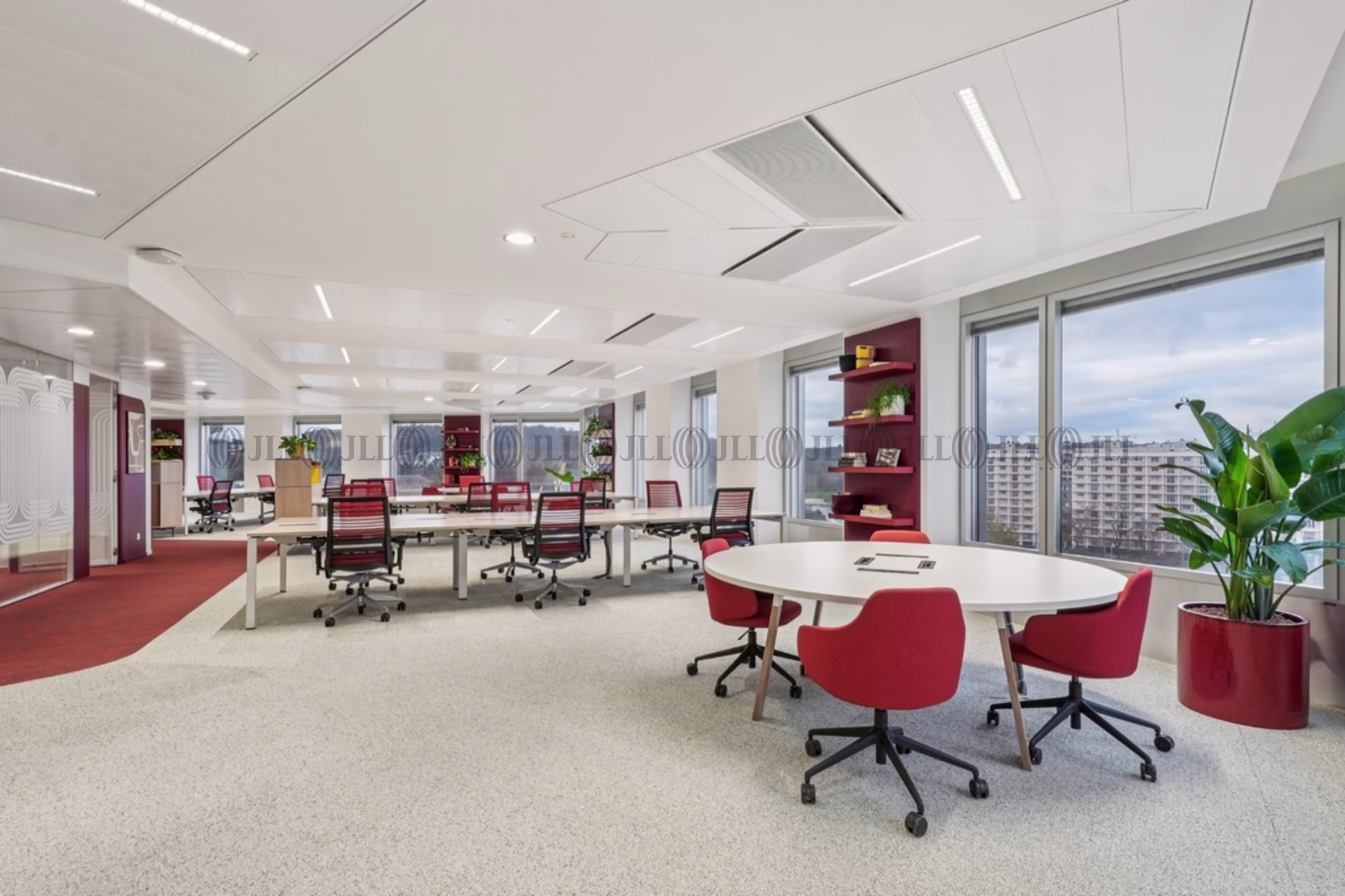 204 ROND POINT DU PONT DE SEVRES